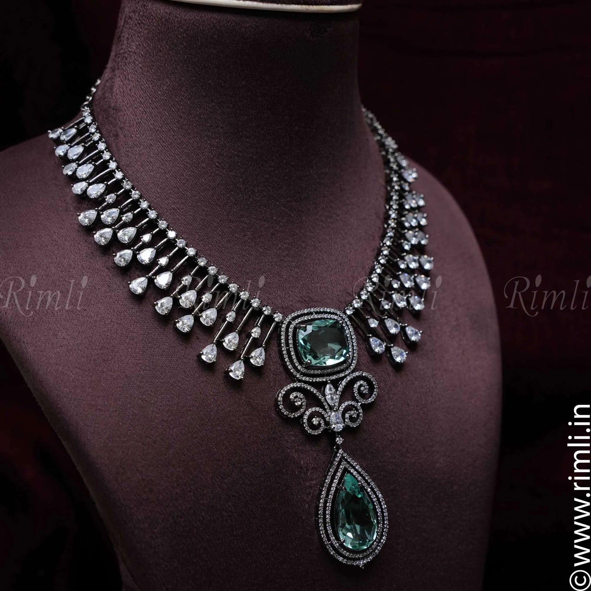 Dharika D'Design Necklace - Pastel Green - Rimli Boutique
