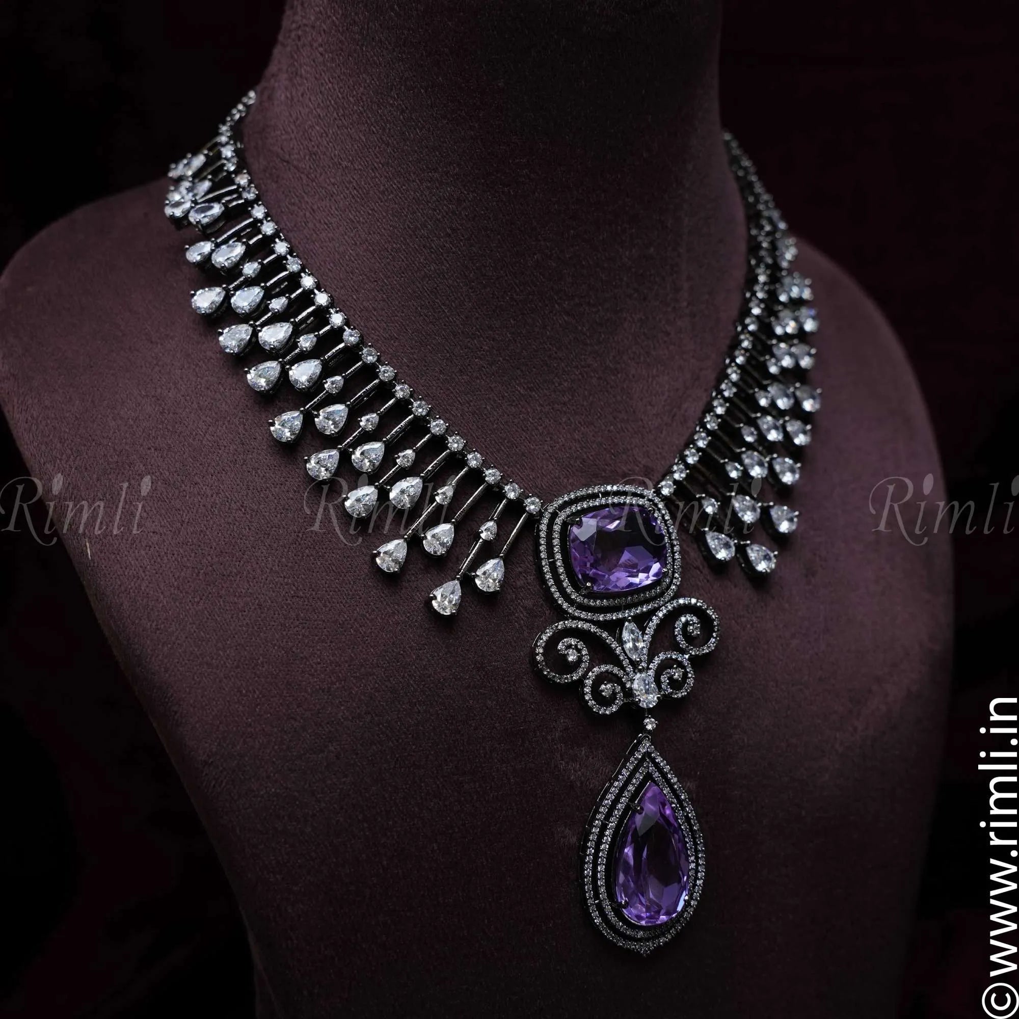 Dharika D'Design Necklace - Lilac