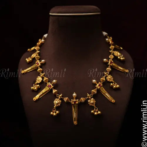 Yashitha Silver Necklace - Rimli Boutique