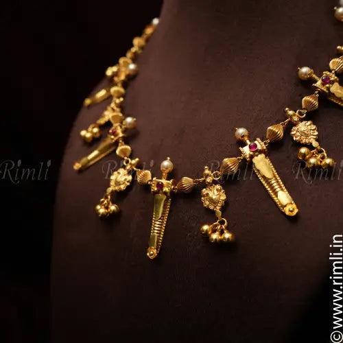 Yashitha Silver Necklace - Rimli Boutique