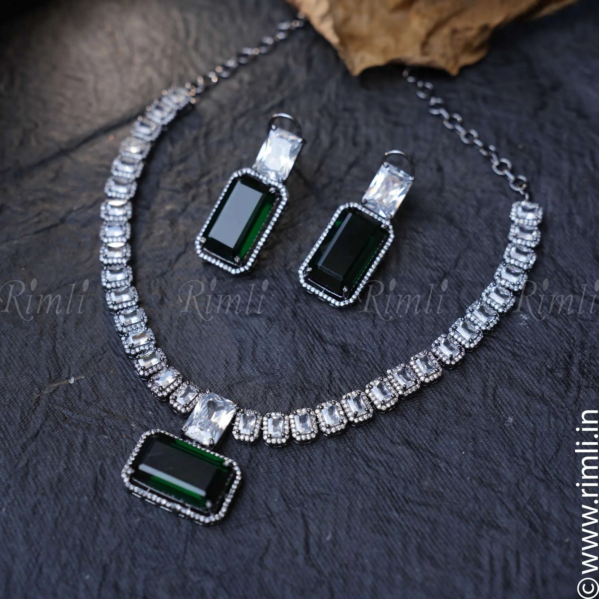 Juhi Zircon Necklace - Bottle Green