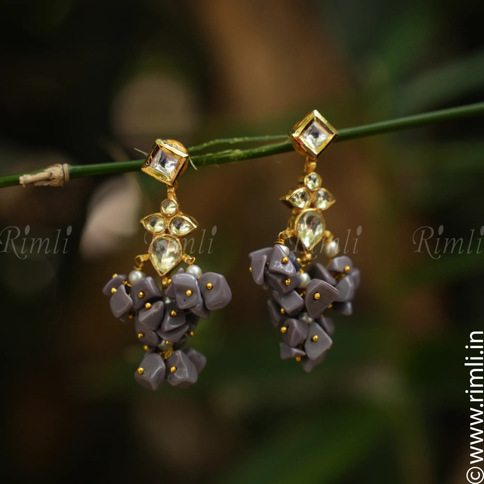 Grey Cluster Earring - Rimli Boutique