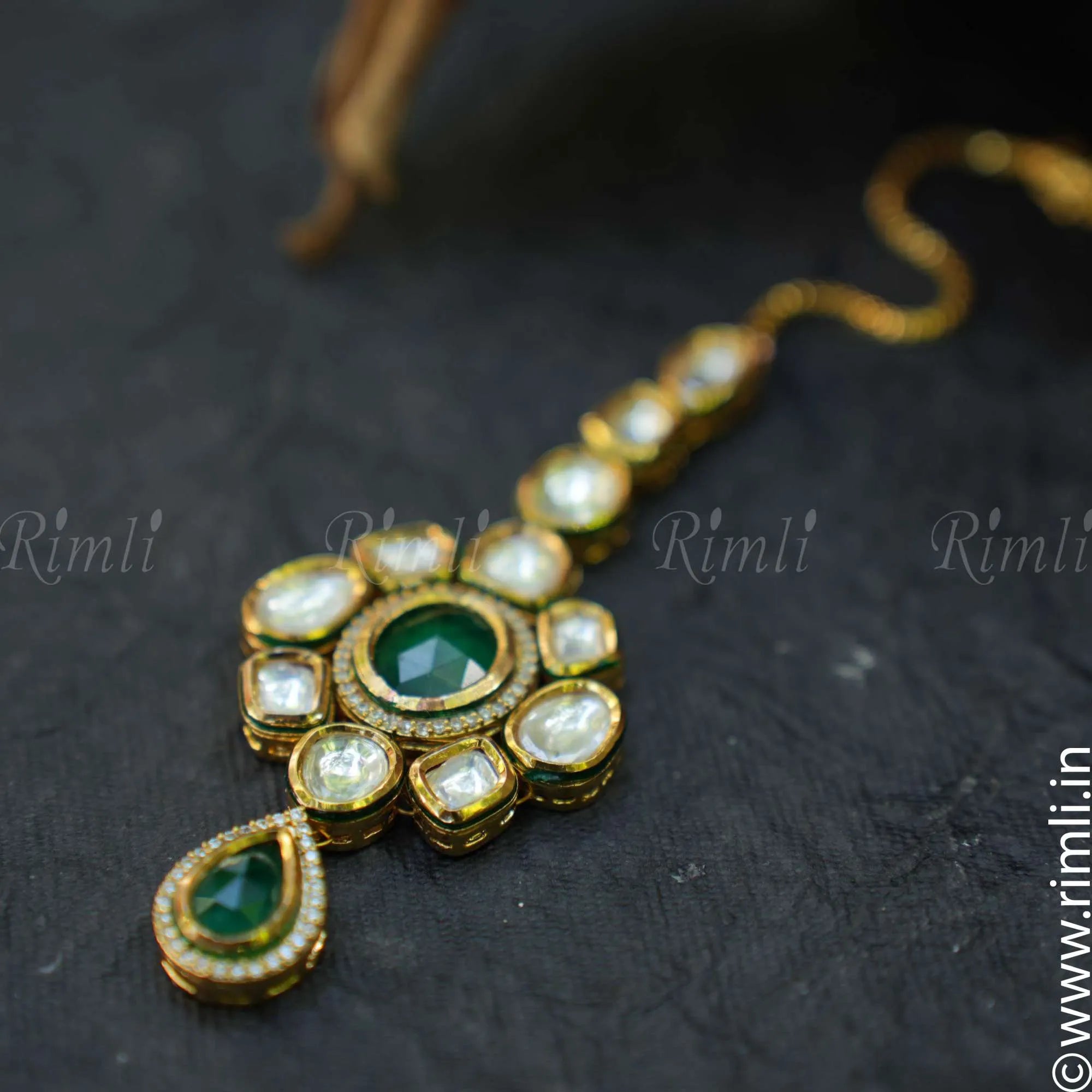 Green Kundan Tikka - Rimli Boutique