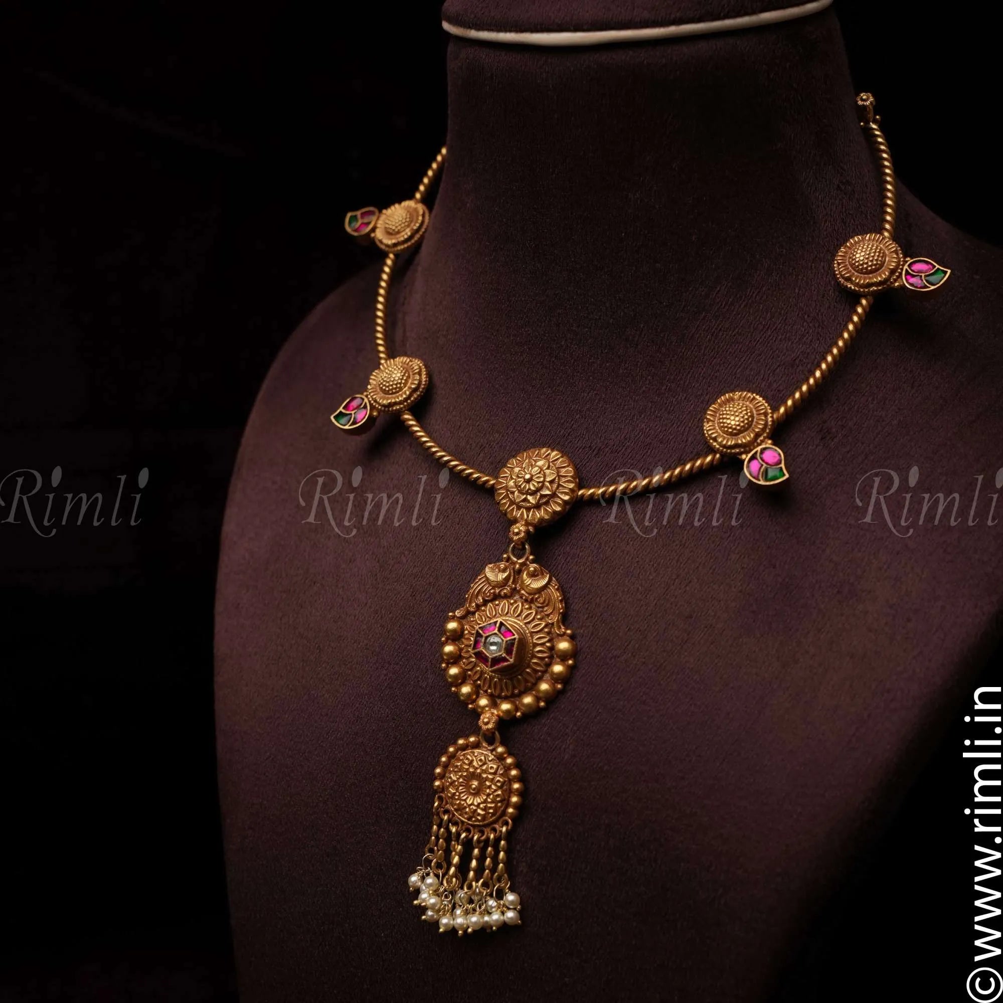 Charvi Silver Hasli Necklace - Rimli Boutique