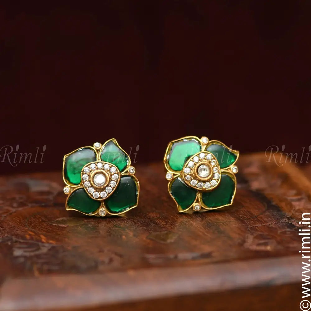 RAGAA STONE EAR STUD GREEN