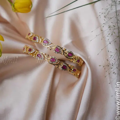 Nisha Mango Bangle - Red - Rimli Boutique