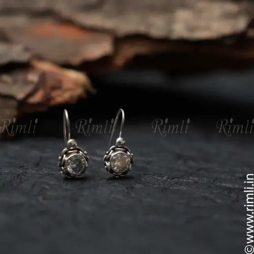 Aakriti Silver Hoop Earrings - Rimli Boutique