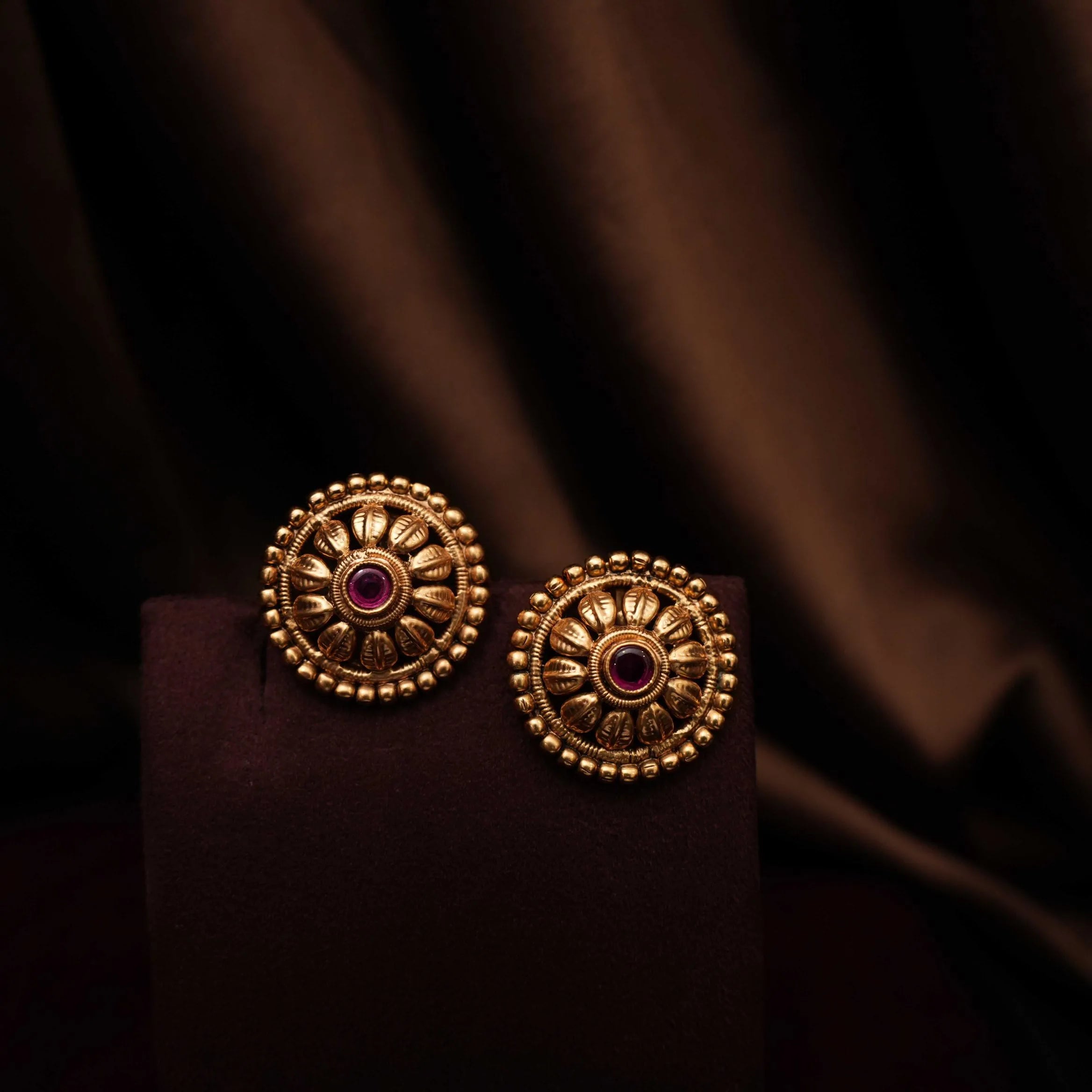 Aadhira Antique Necklace