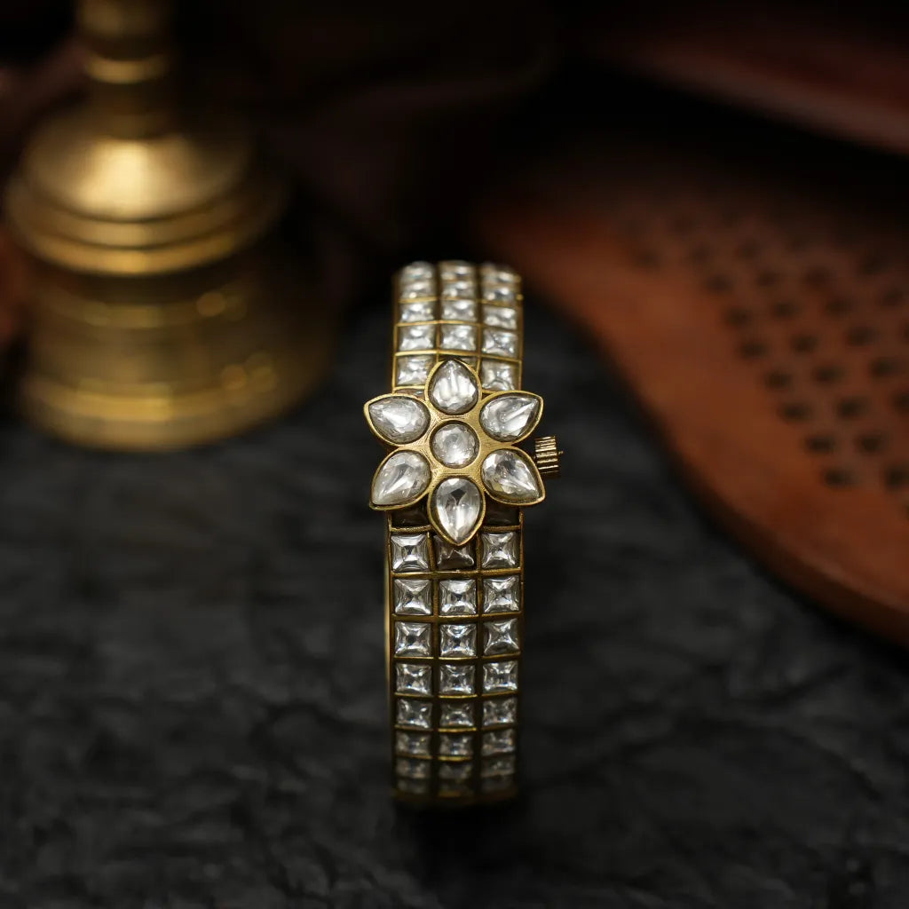 Aakesh Polki Bangle - White