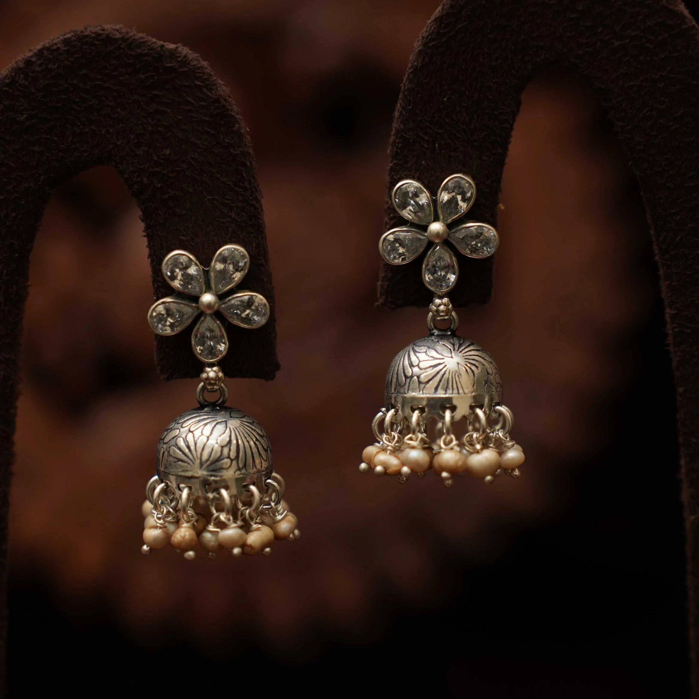 Aamani Silver Jhumka Earrings - Yagaana