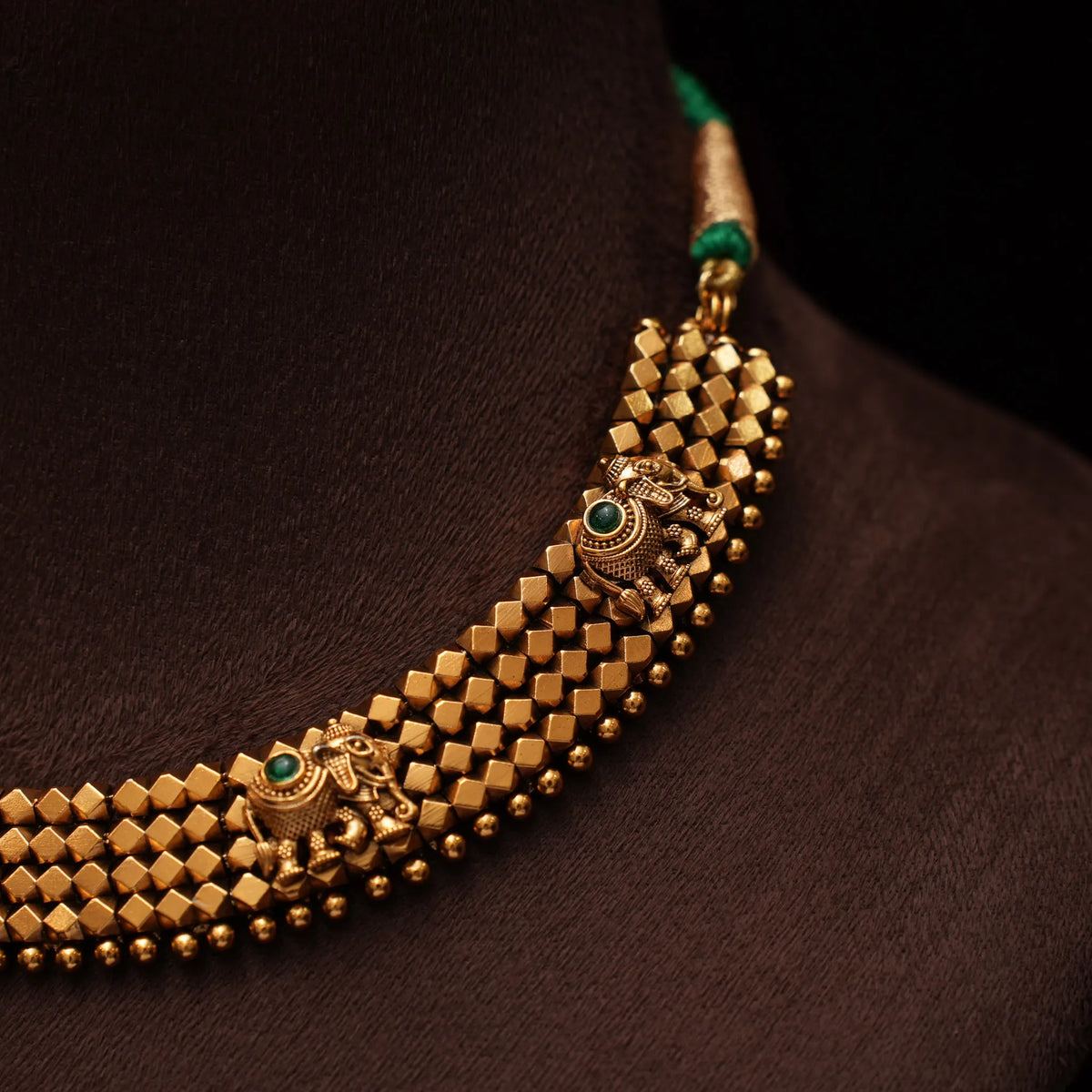 Aardita Antique Choker - Green