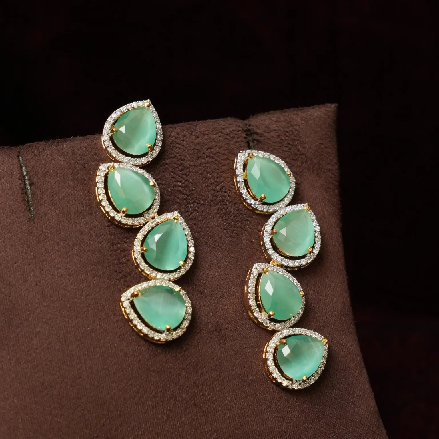 Abhaya Zircon Necklace - Pastel Green
