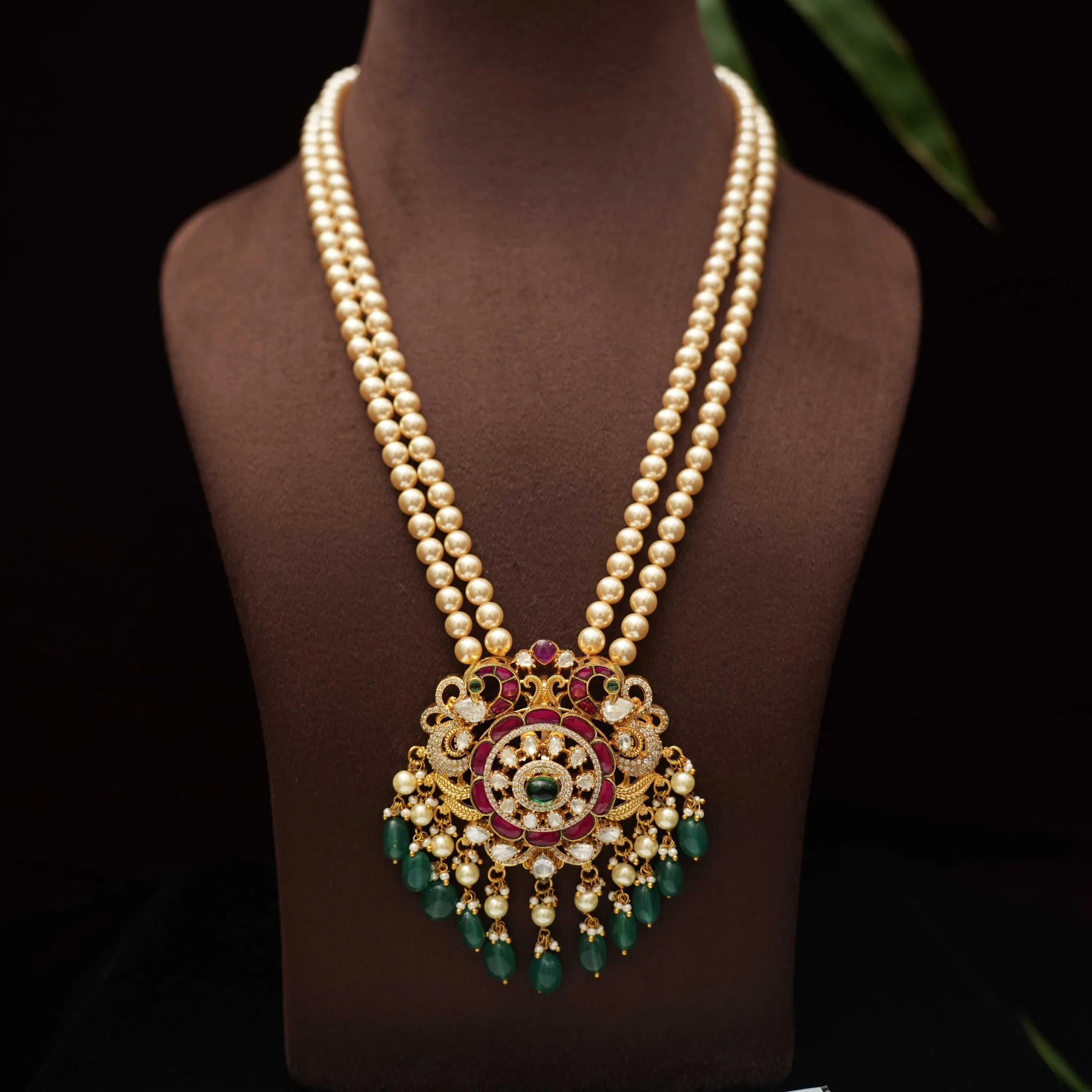 Abirami Pearl Necklace - Red