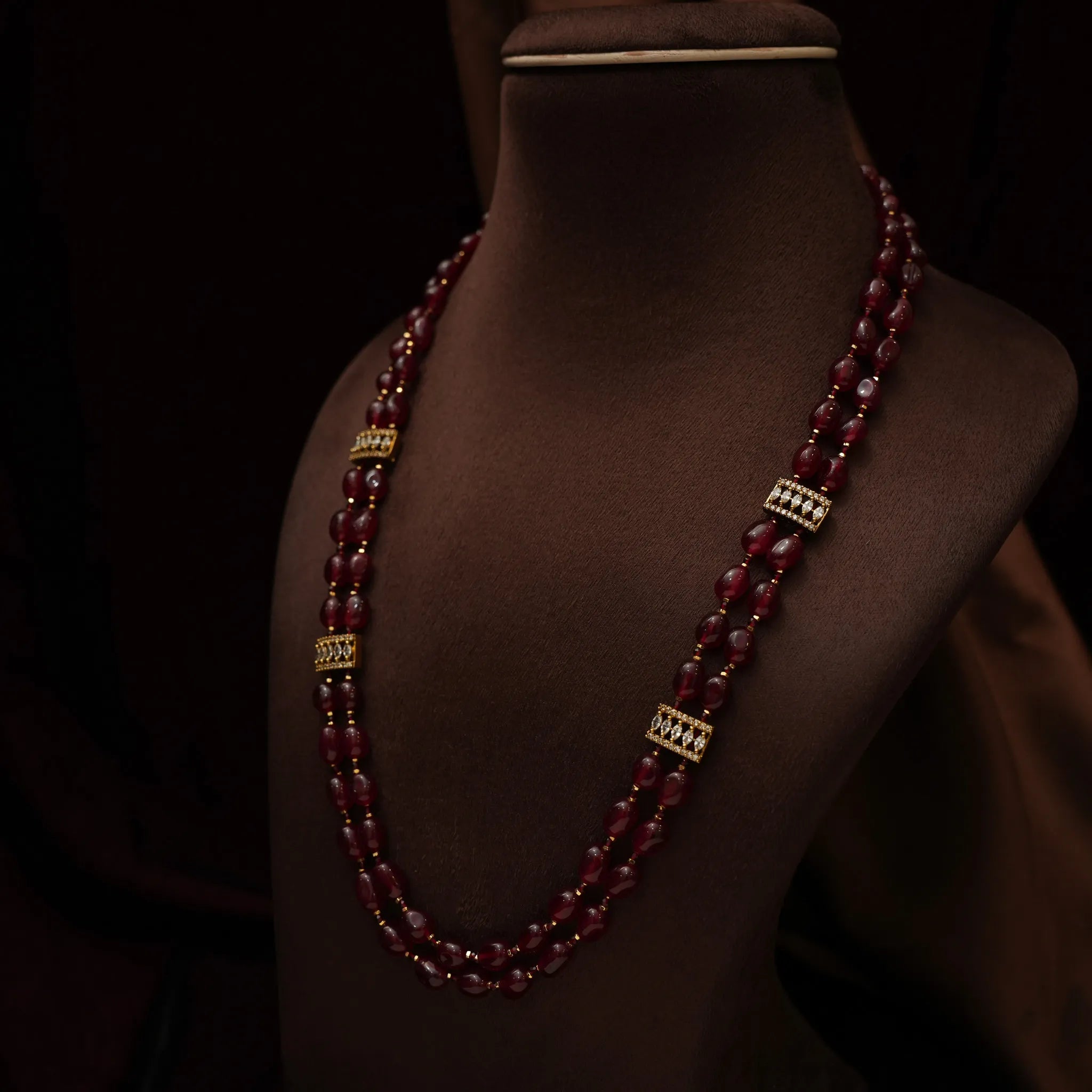 Adhiratha Beaded Necklace - Red