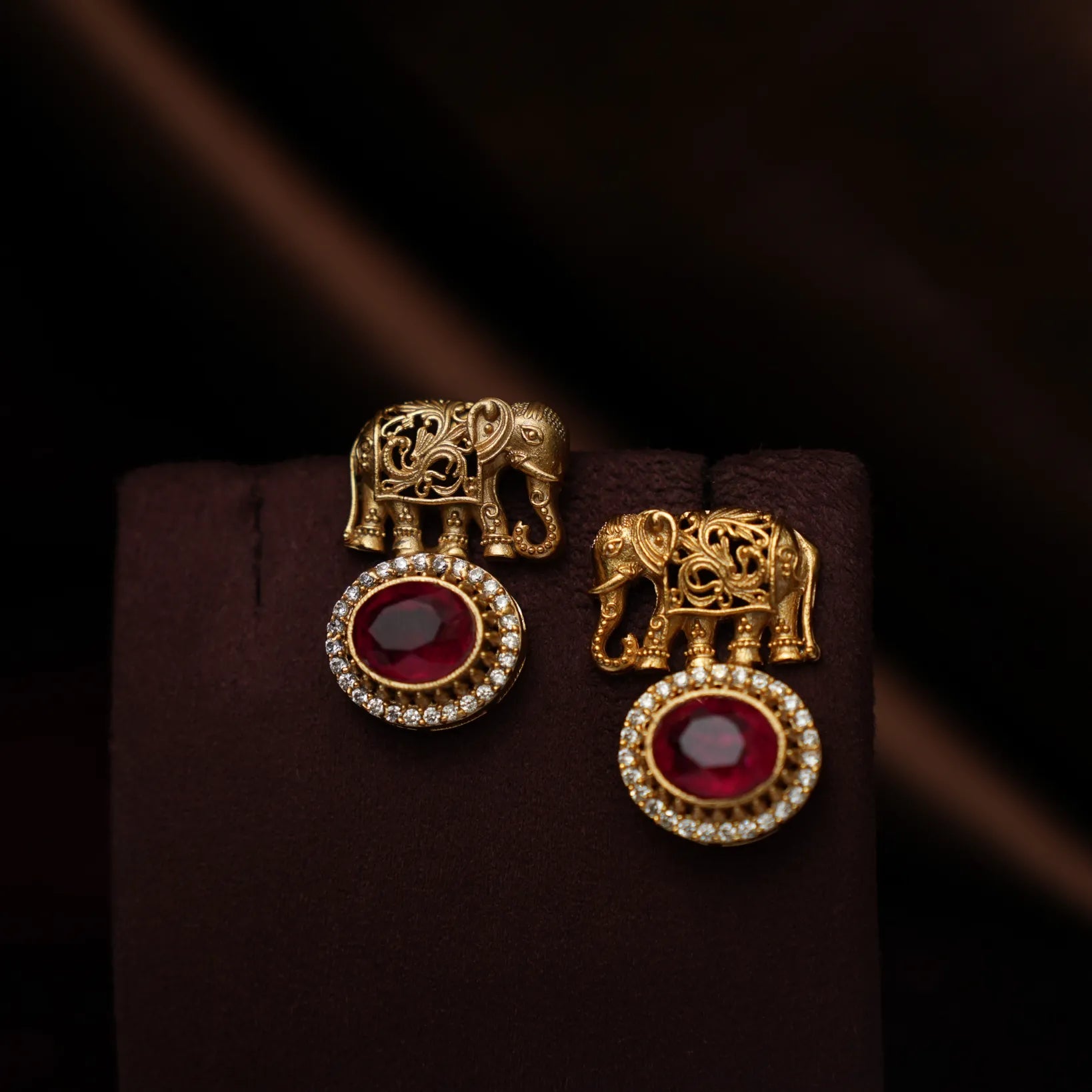 Adhiratha Polki Necklace - Red