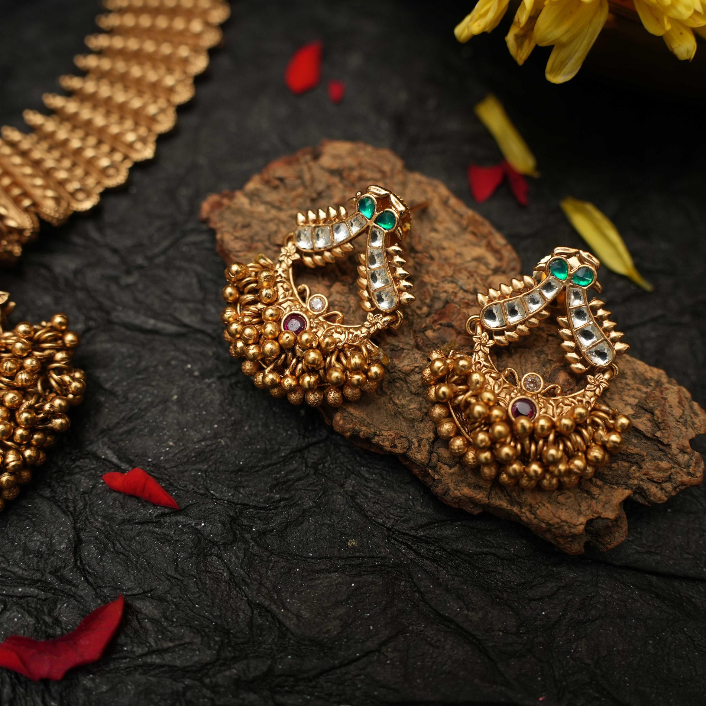 Adhiyal Antique Necklace