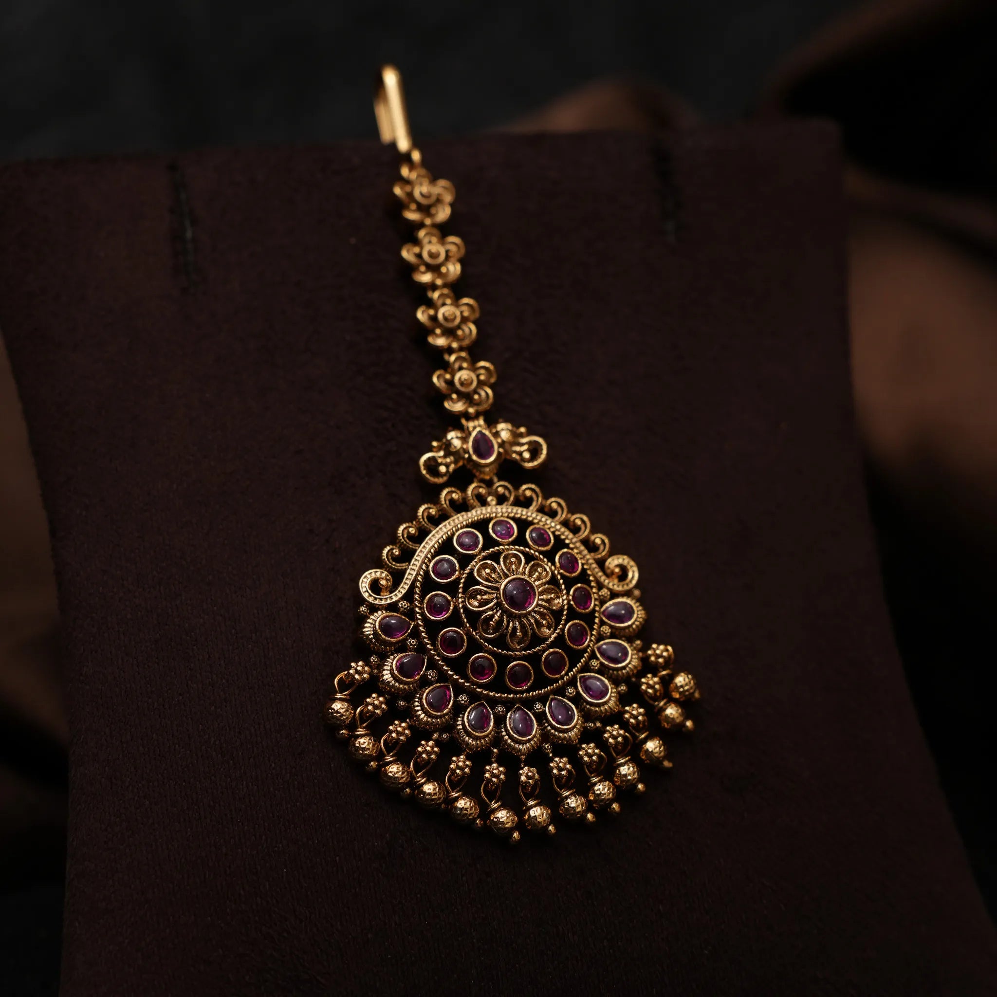 Agastya Antique Tikka - Red