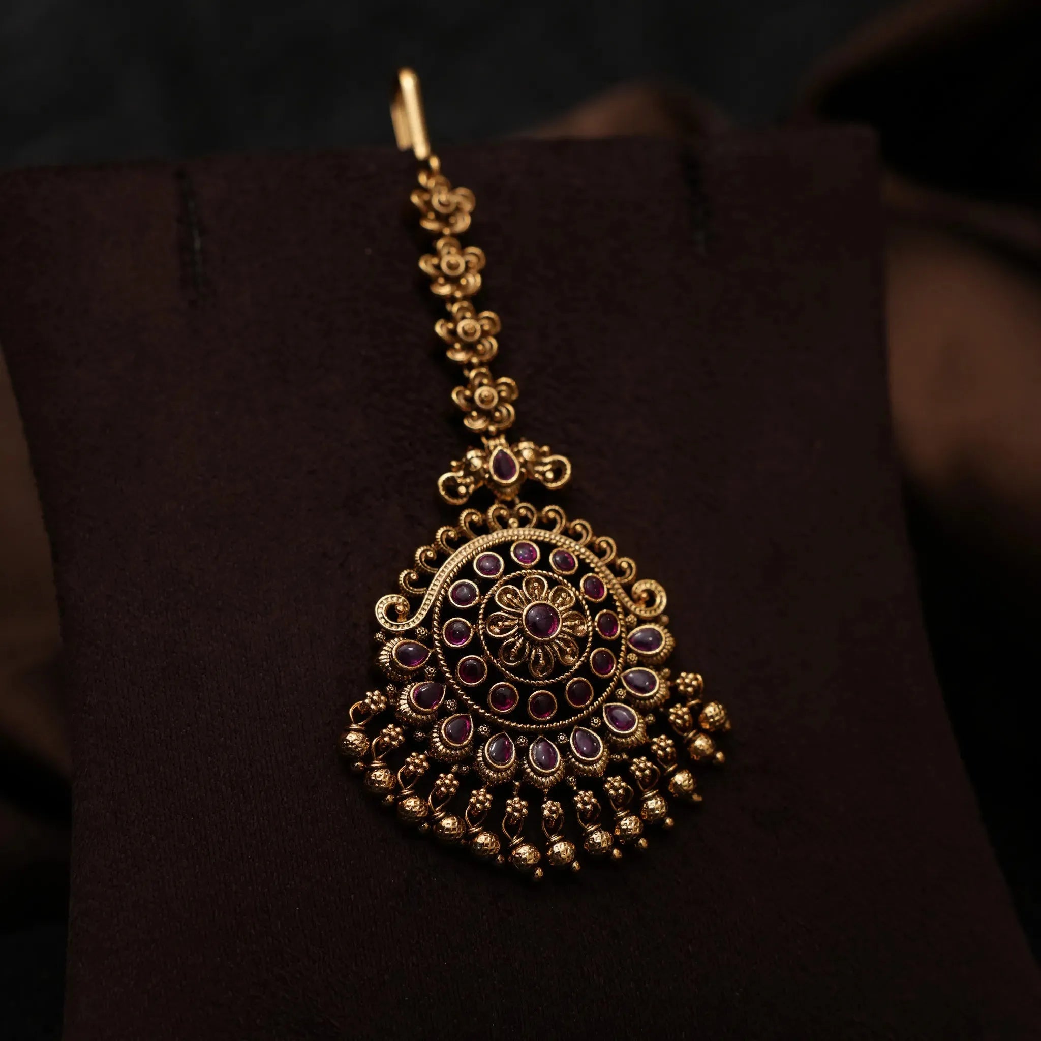 Agastya Antique Tikka - Red