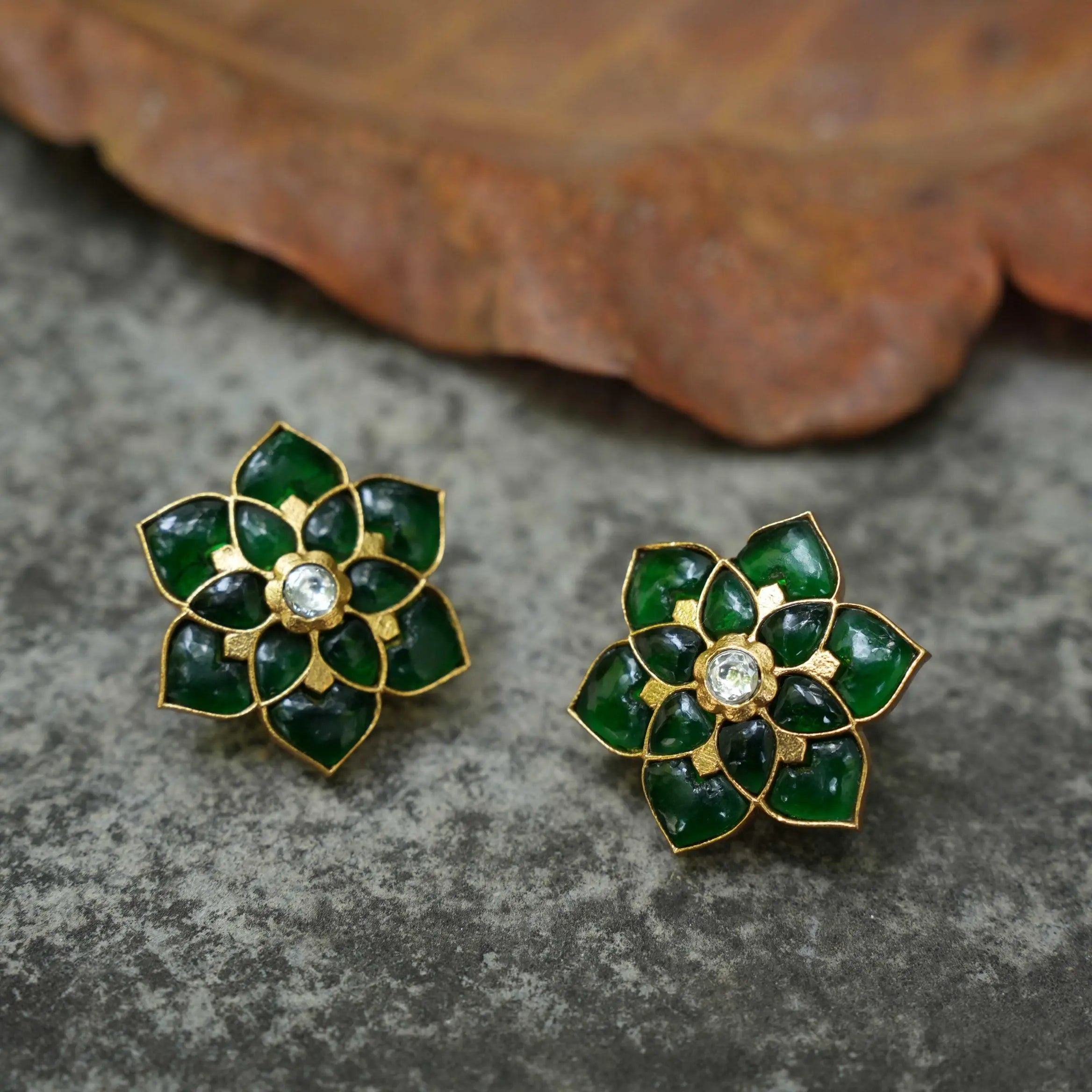 Akruti Polki Ear Stud -Dark Green