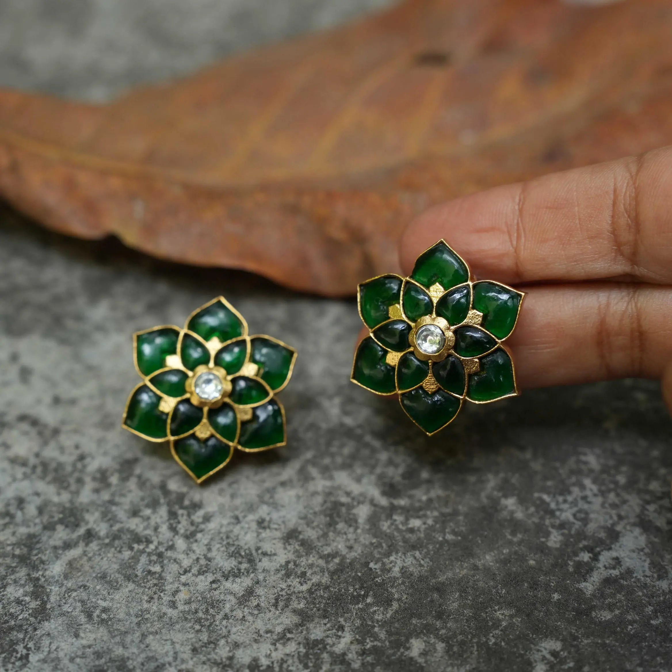 Akruti Polki Ear Stud -Dark Green