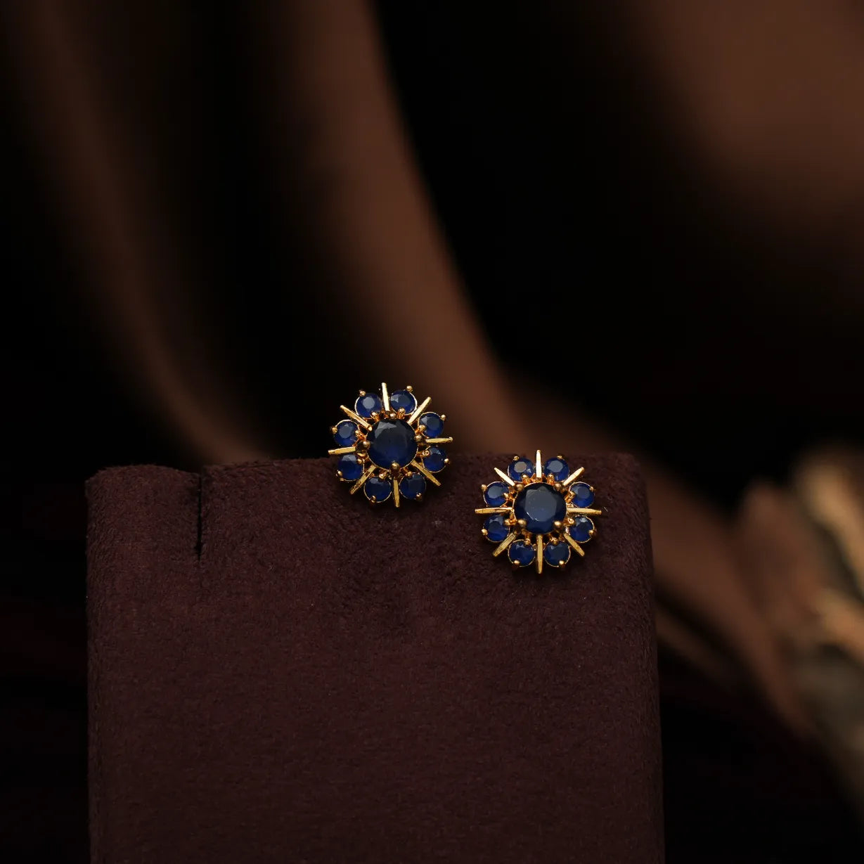 Alix Antique Ear Stud - Blue