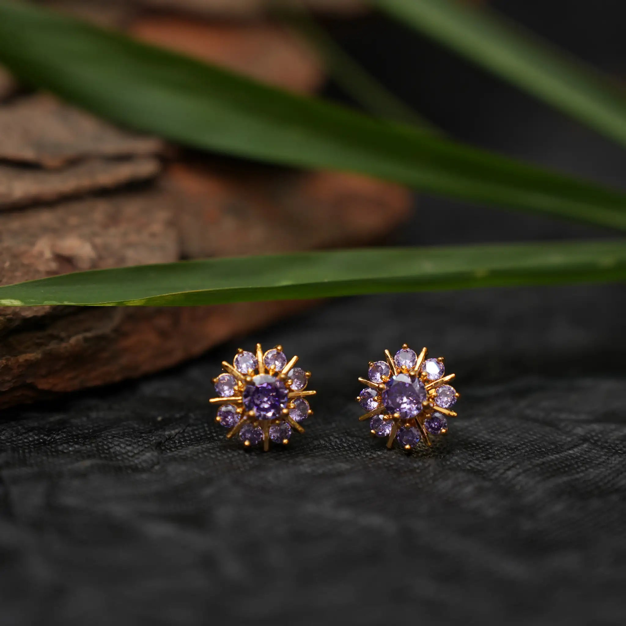 Alix Antique Ear Stud - Purple