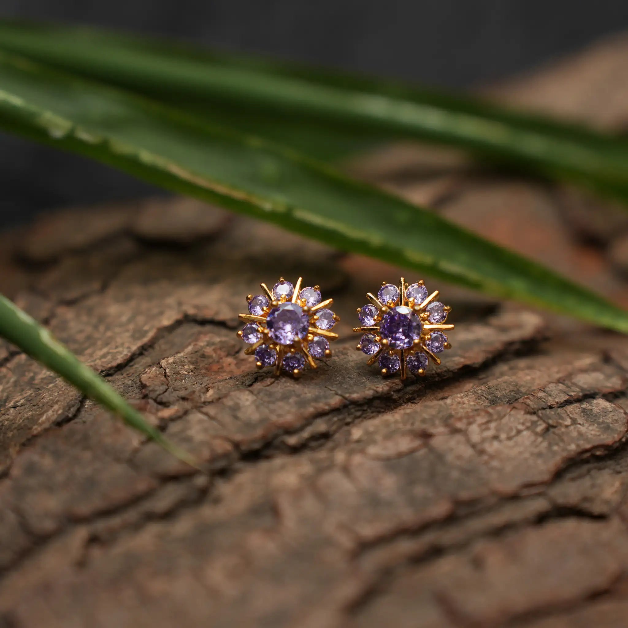 Alix Antique Ear Stud - Purple