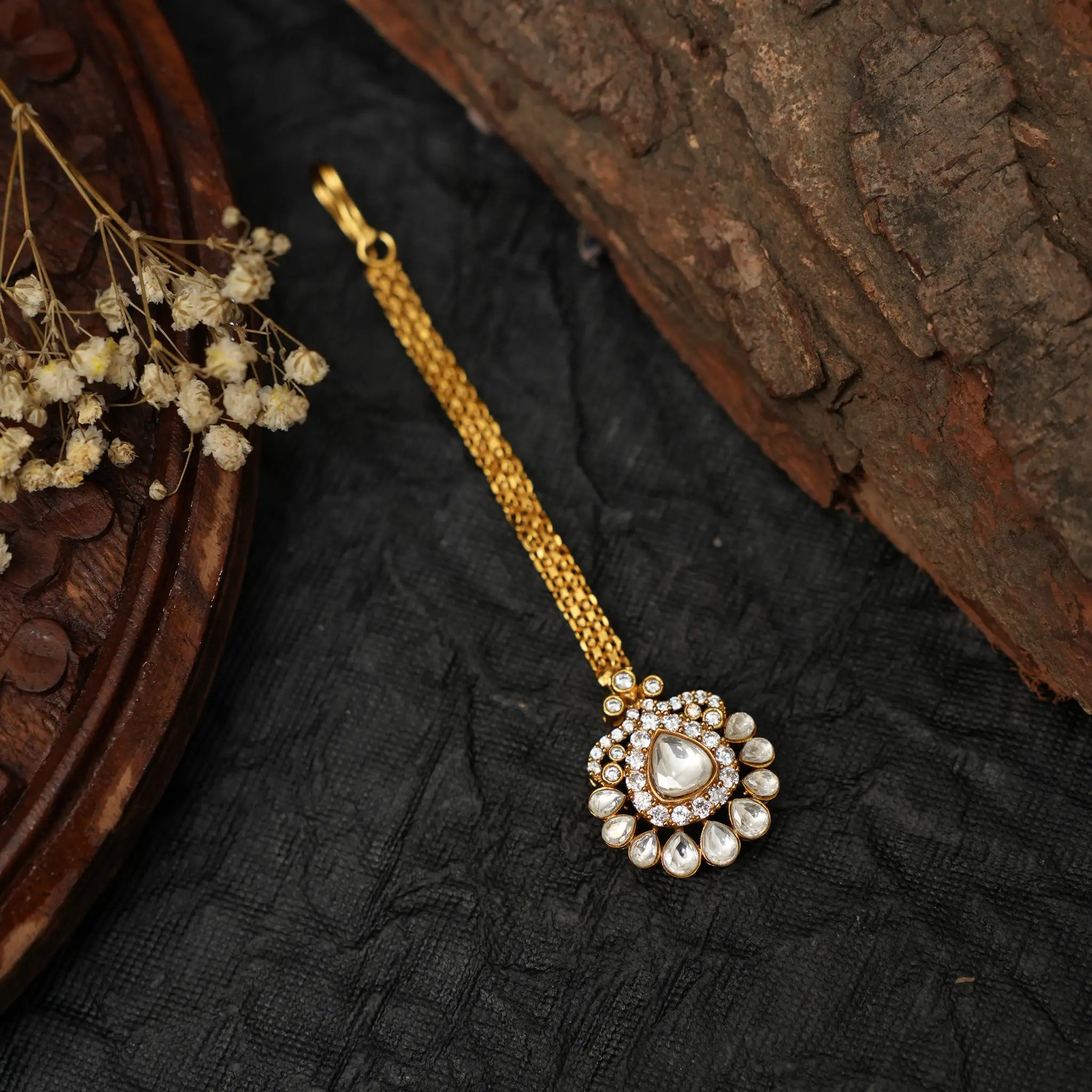 Alula Polki Tikka - Suri