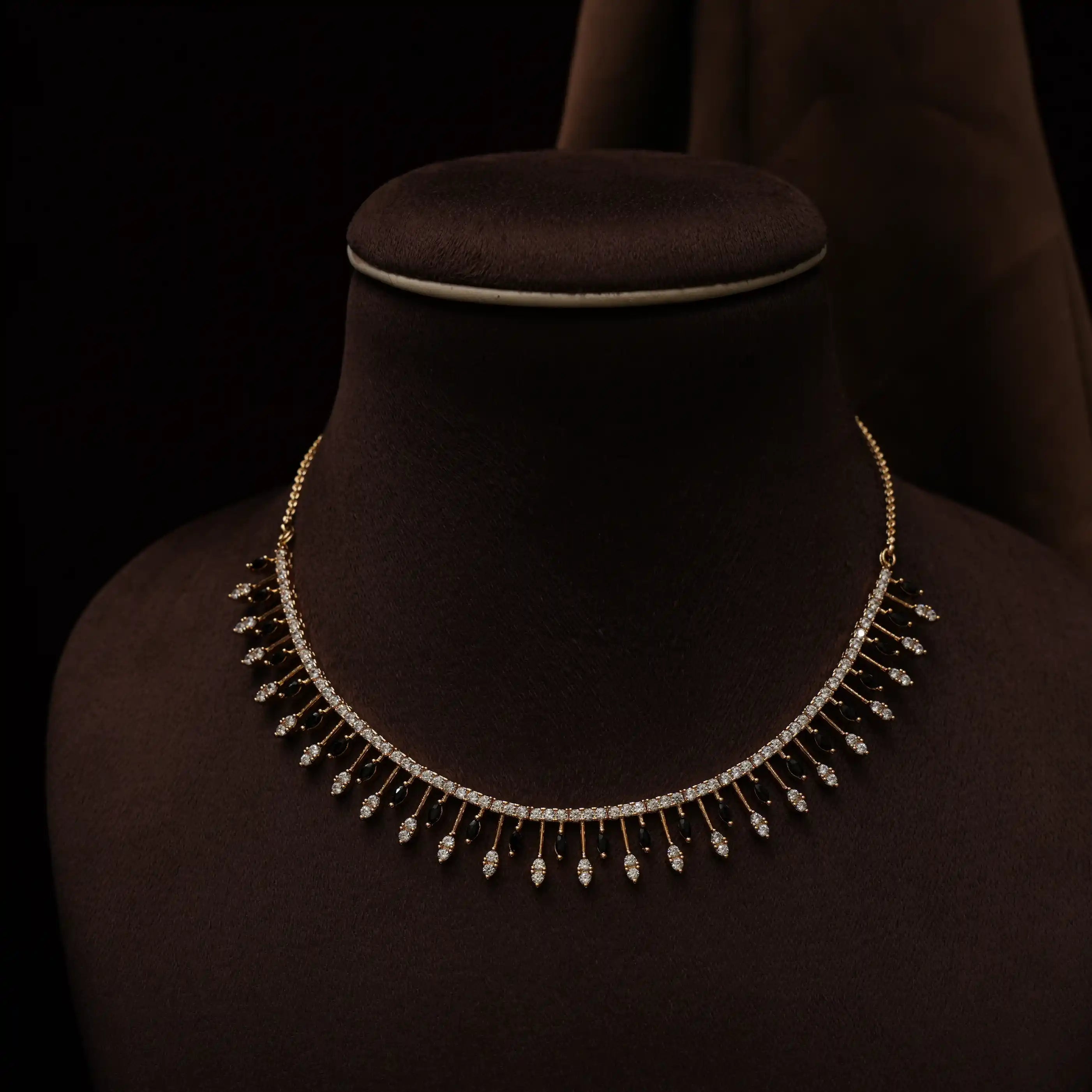 Anjushri Zircon Necklace - Black