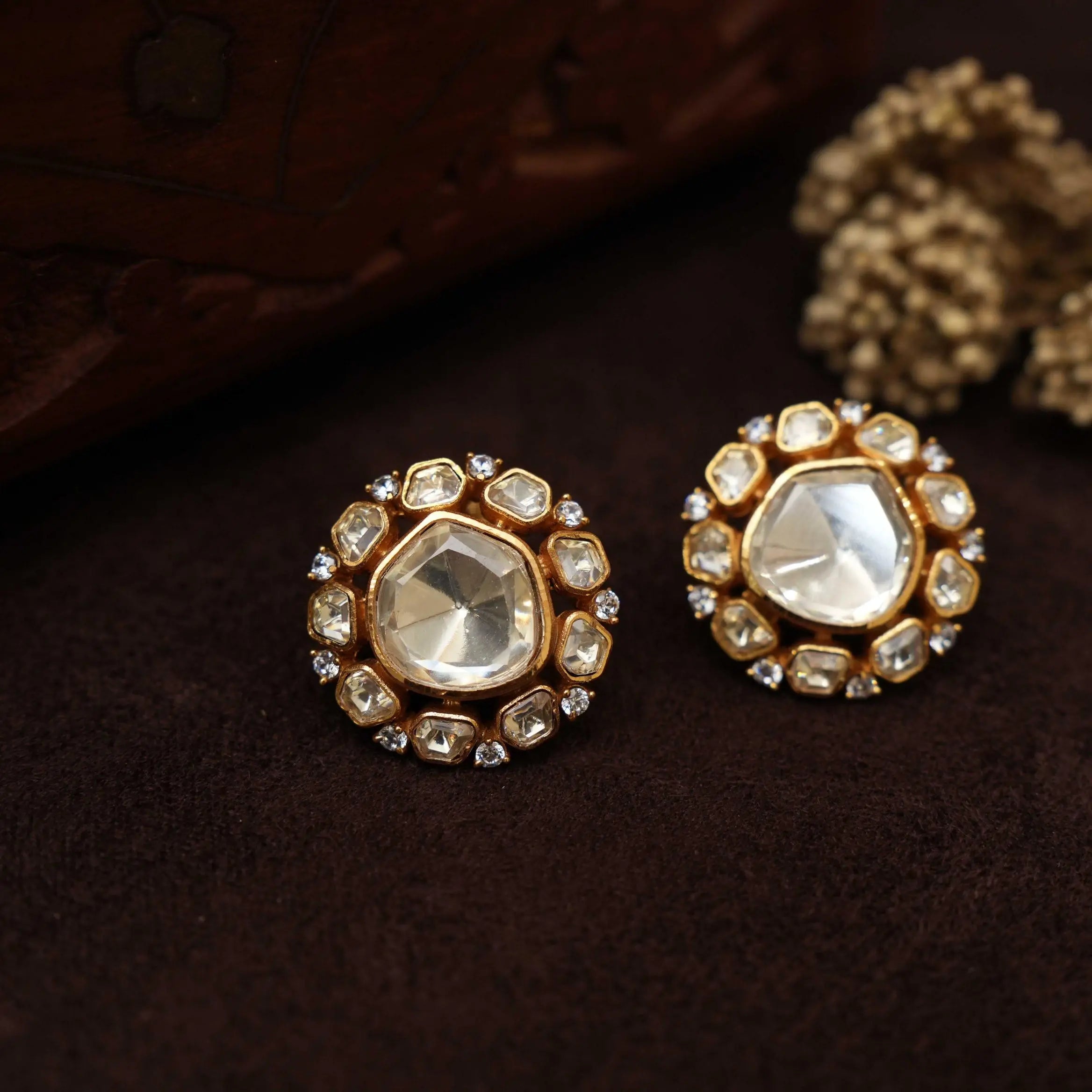 Anvika Polki Ear Stud