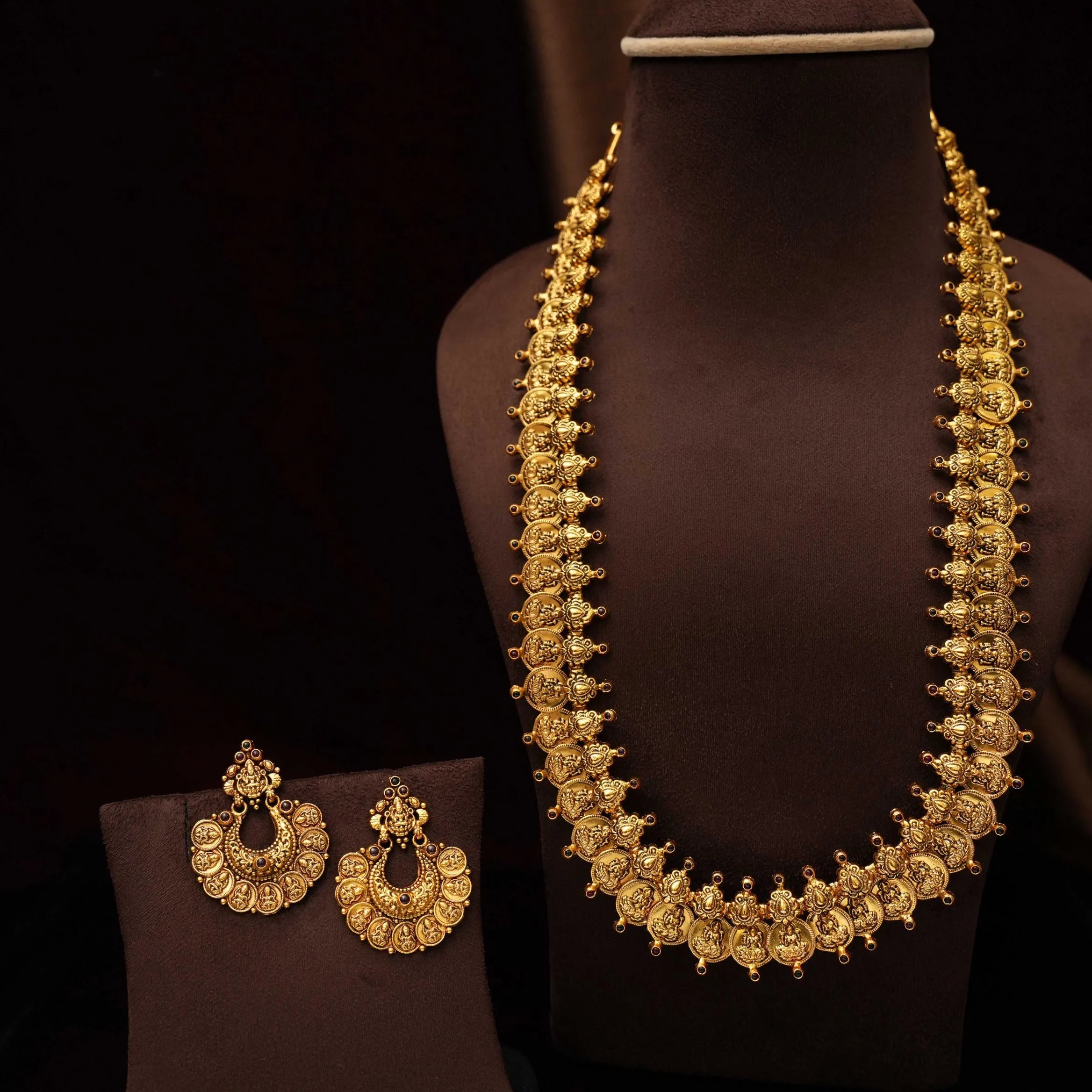 Anwita Silver Coin Necklace