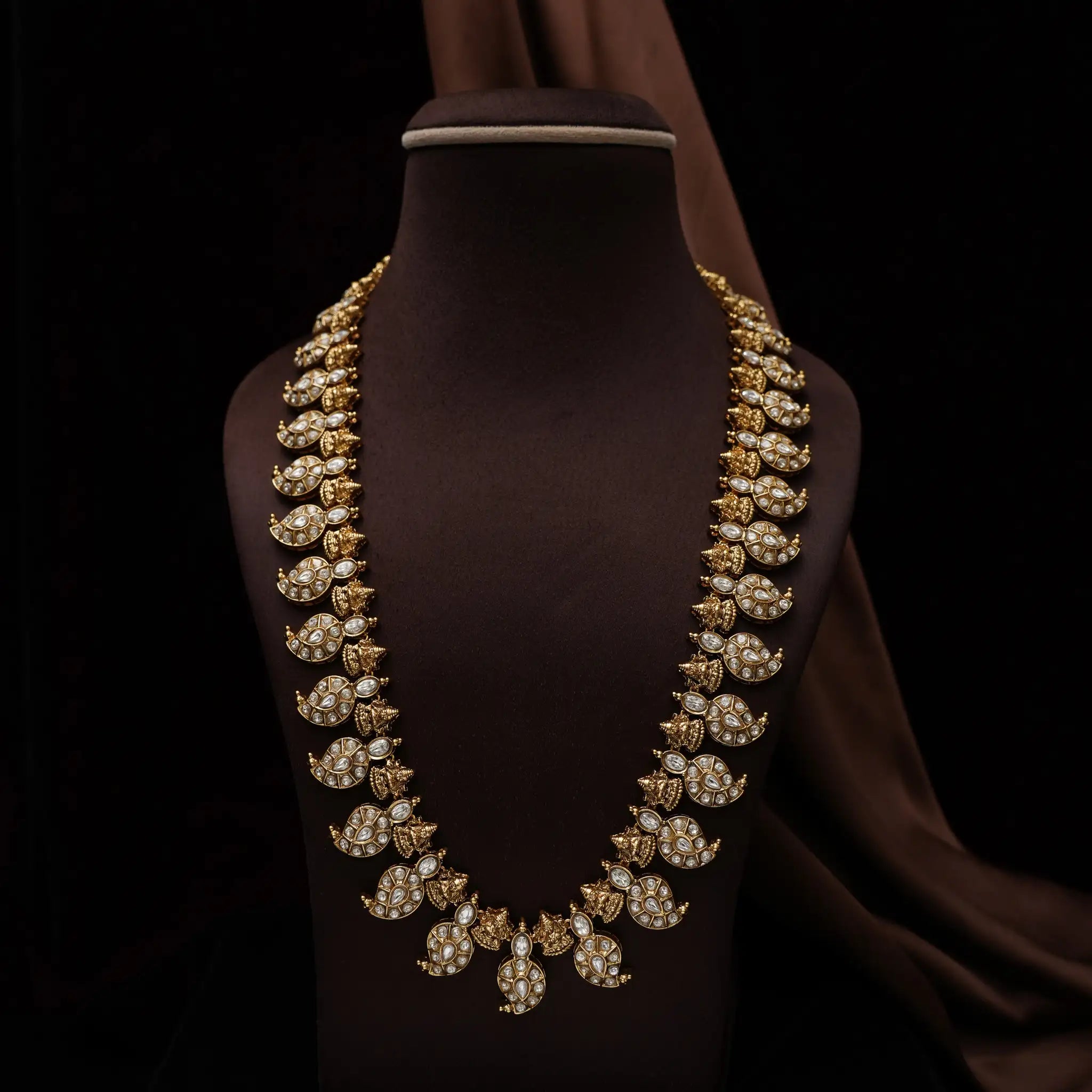 Aparna Mango Antique Necklace - Ria