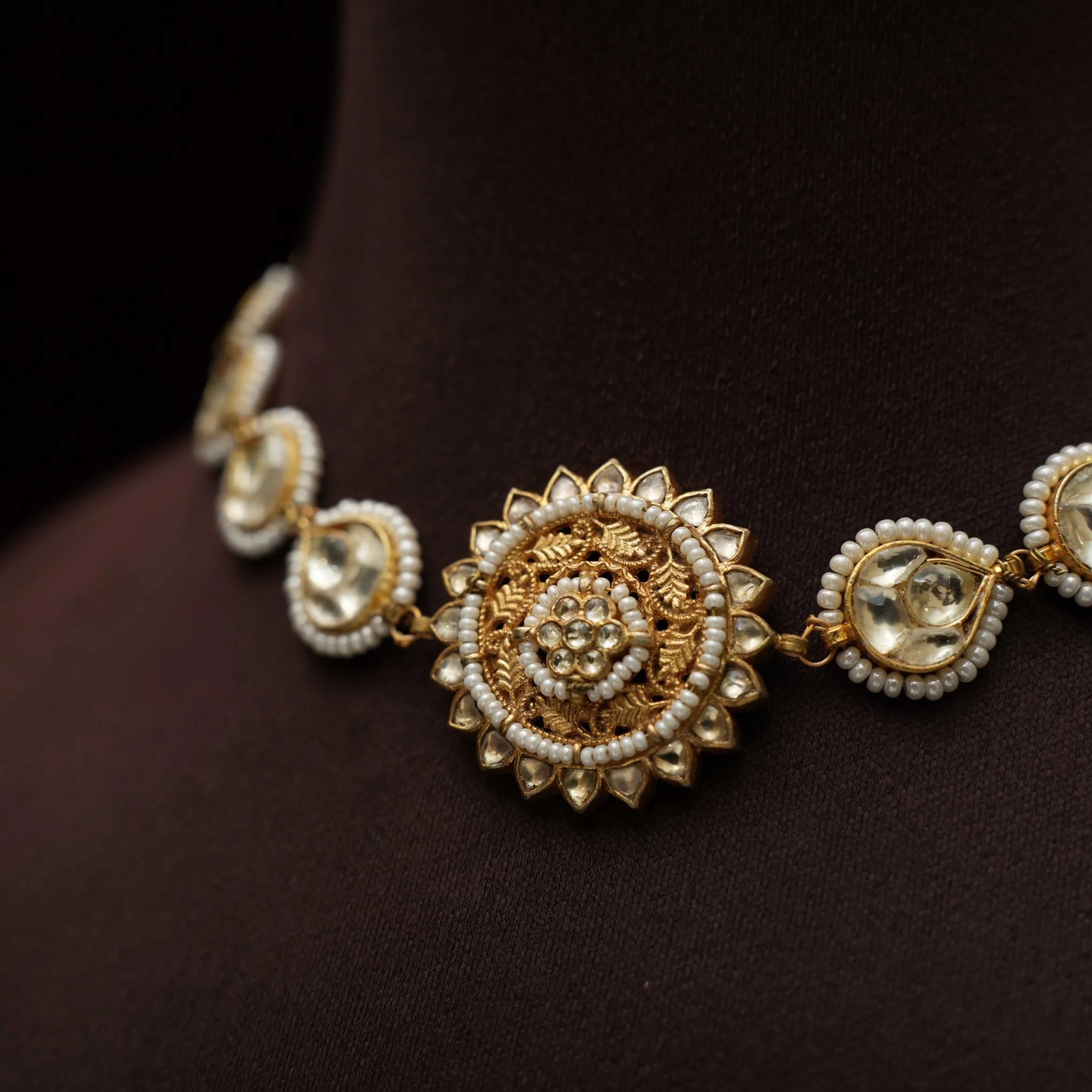 Apeshka Polki Choker - Floral