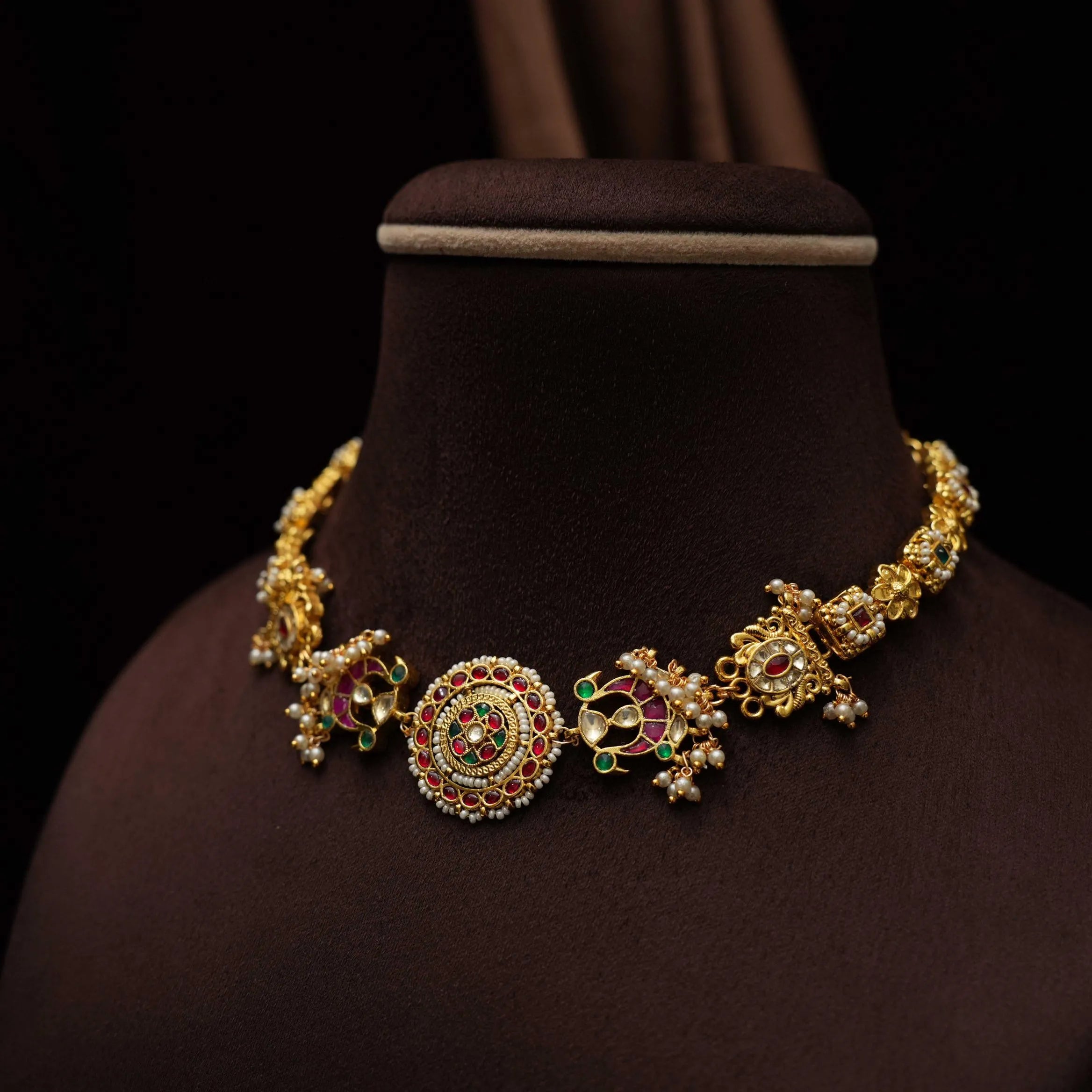 Apeshka Polki Choker - Ladhi