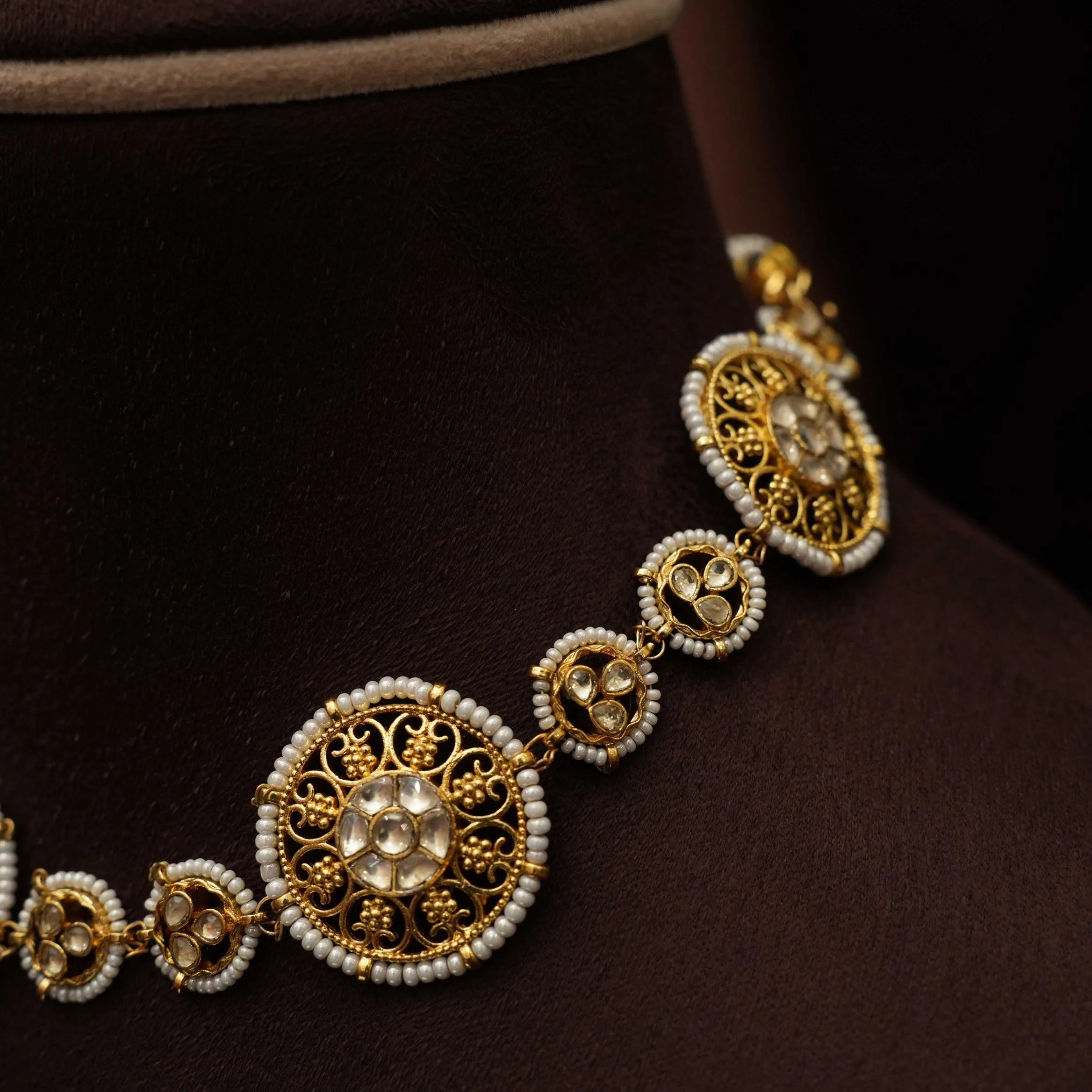 Apeshka Polki Choker - Tama