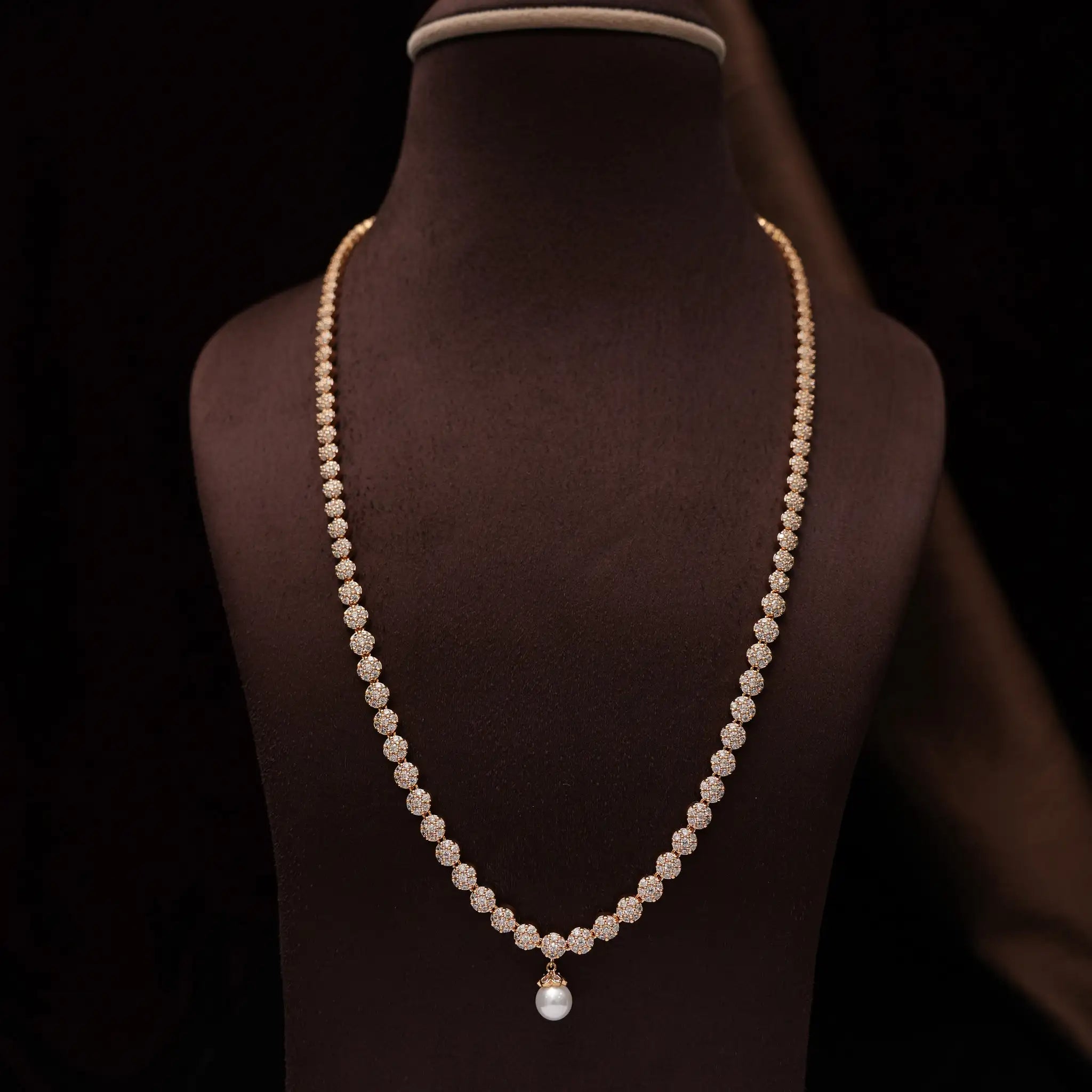 Arna Zircon Necklace