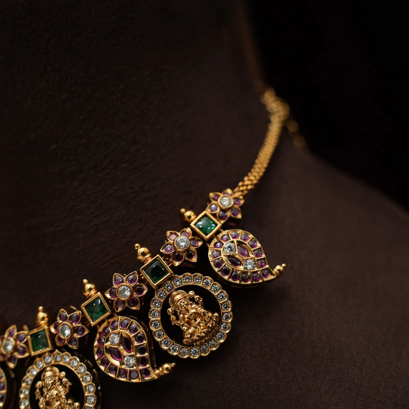 Ashvini Antique Necklace - Red & Green
