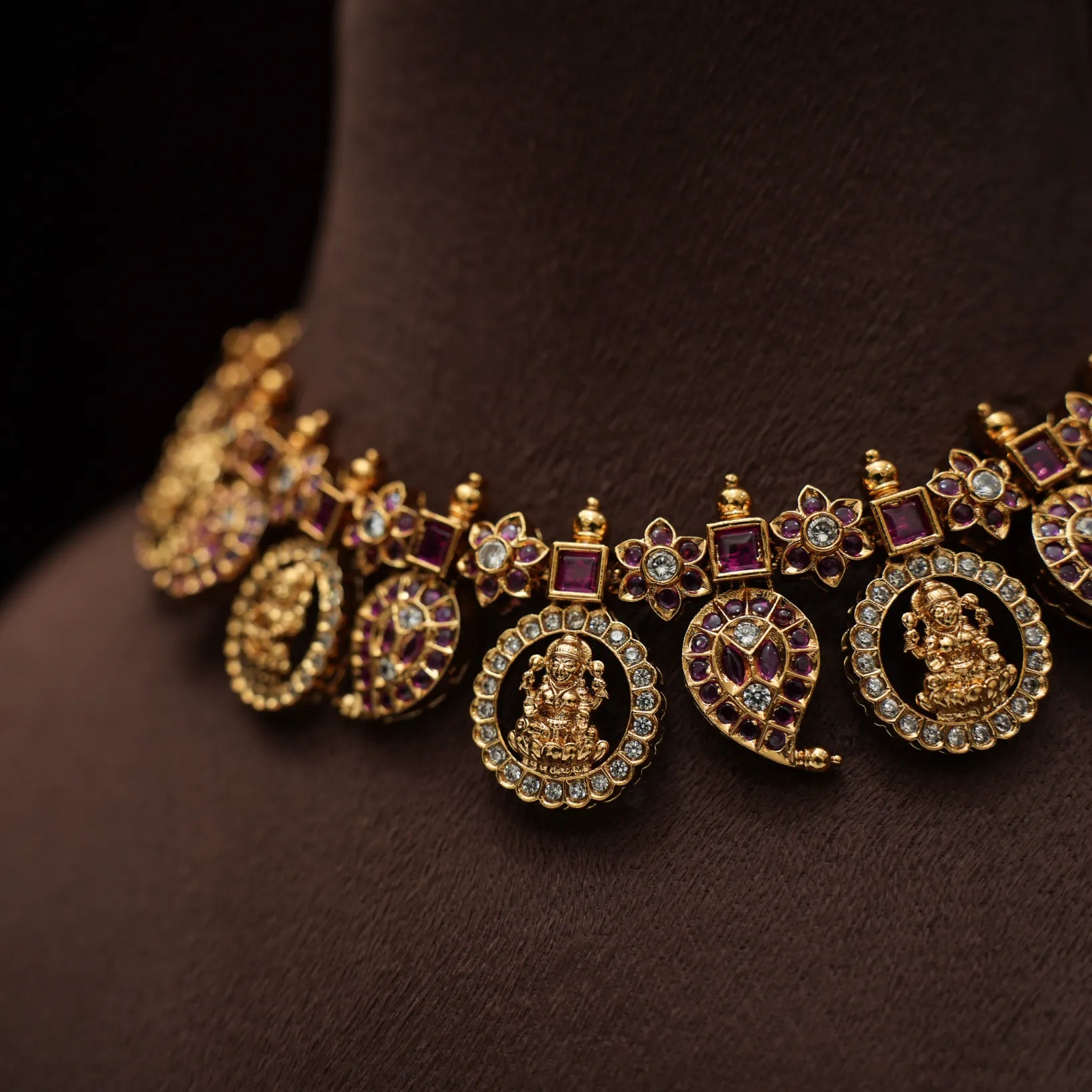 Ashvini Antique Necklace - Red