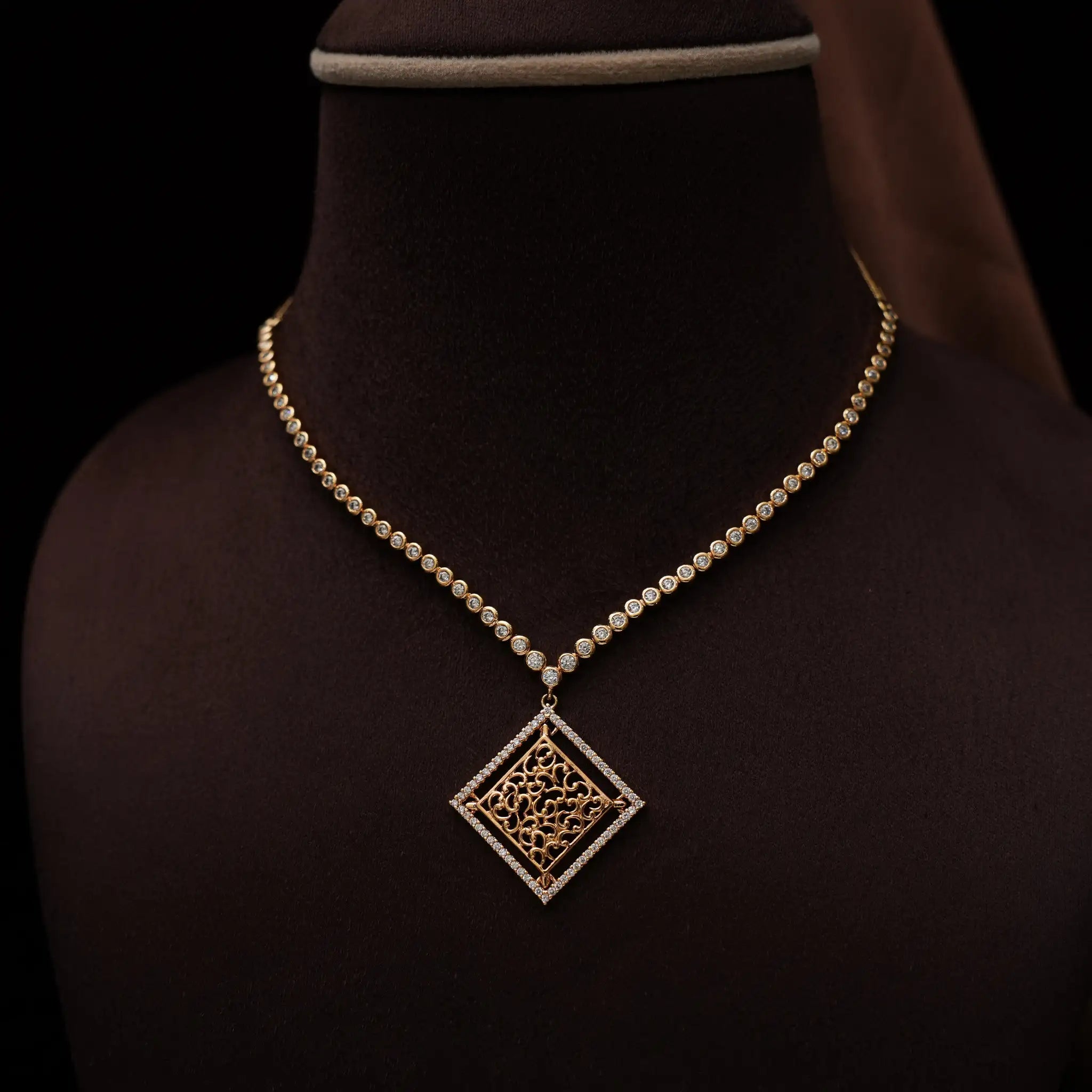 Aster Zircon Necklace