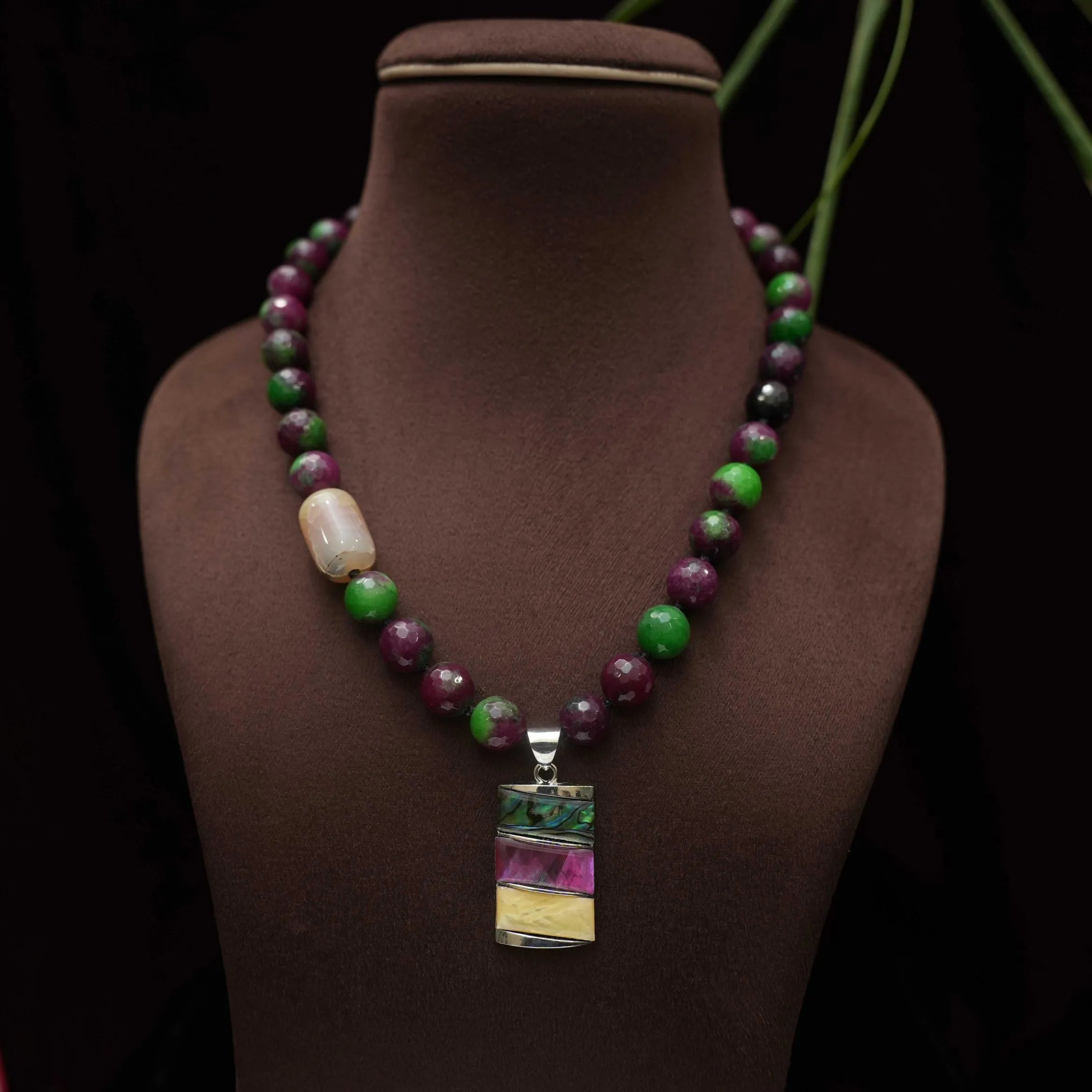 Asvika Beaded Necklace