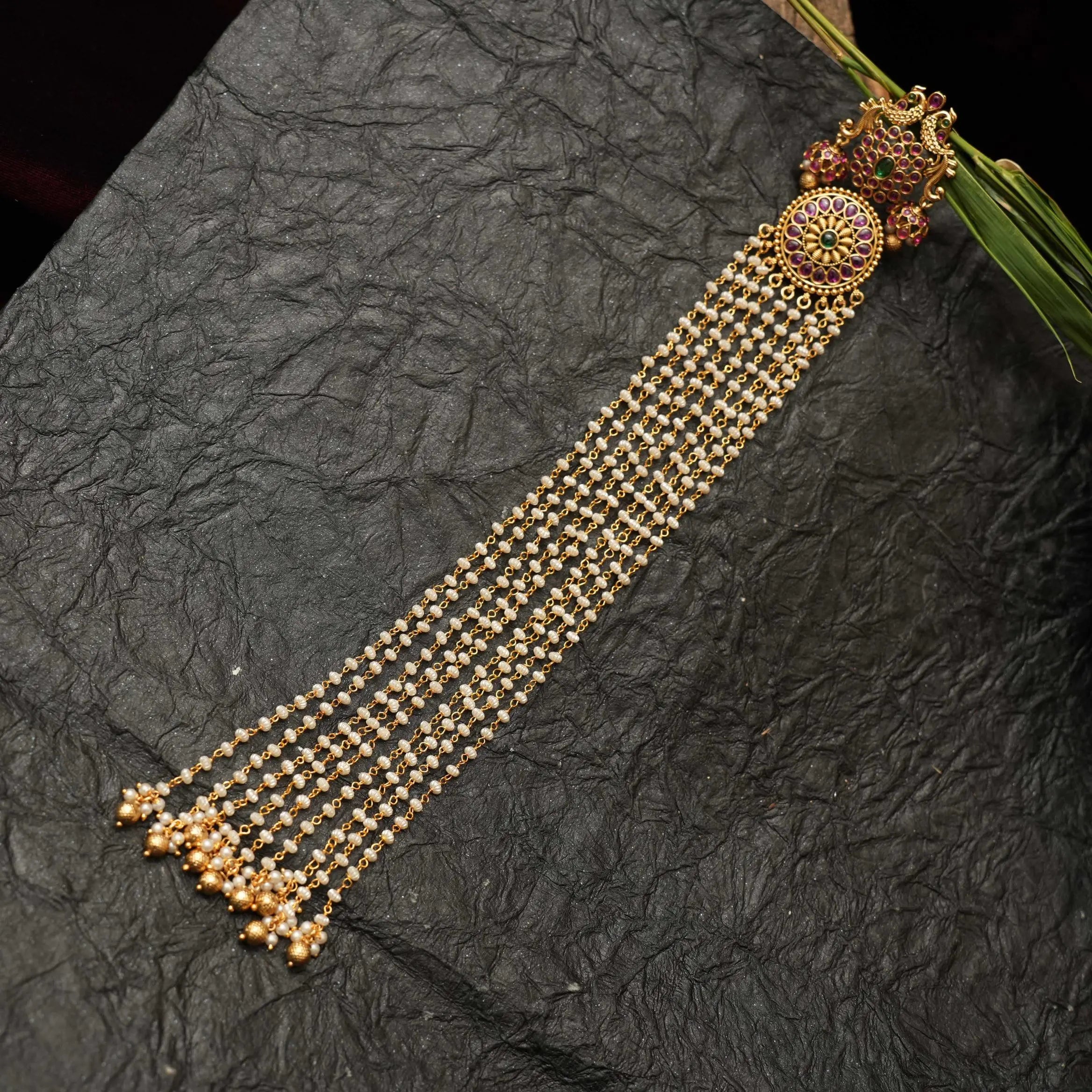 Athiran Jadai Billai / Hair Brooch