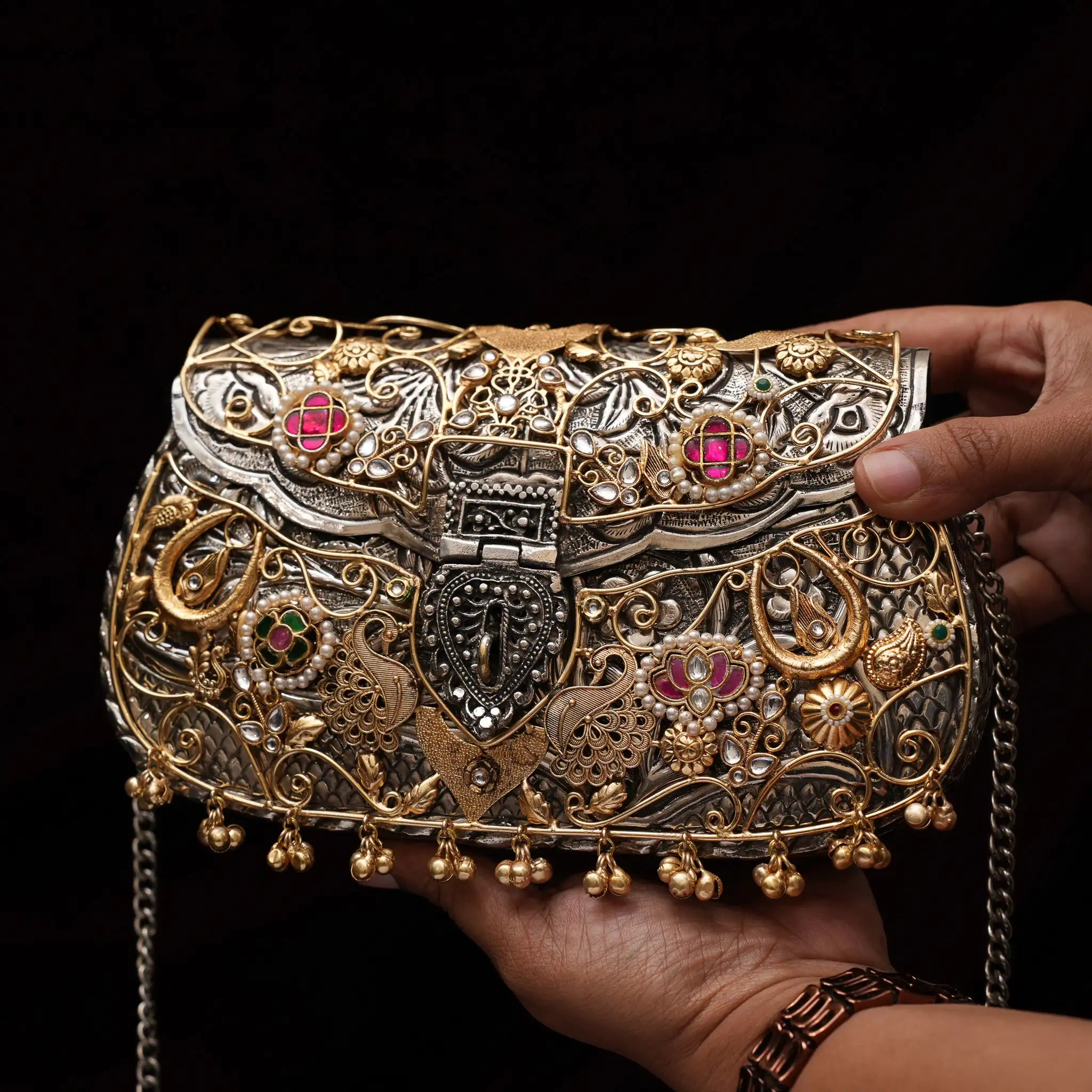Aurika Polki Clutch