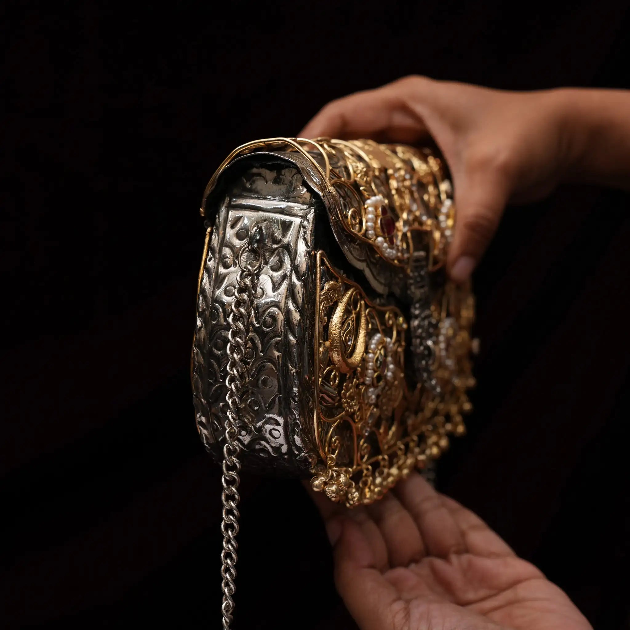 Aurika Polki Clutch