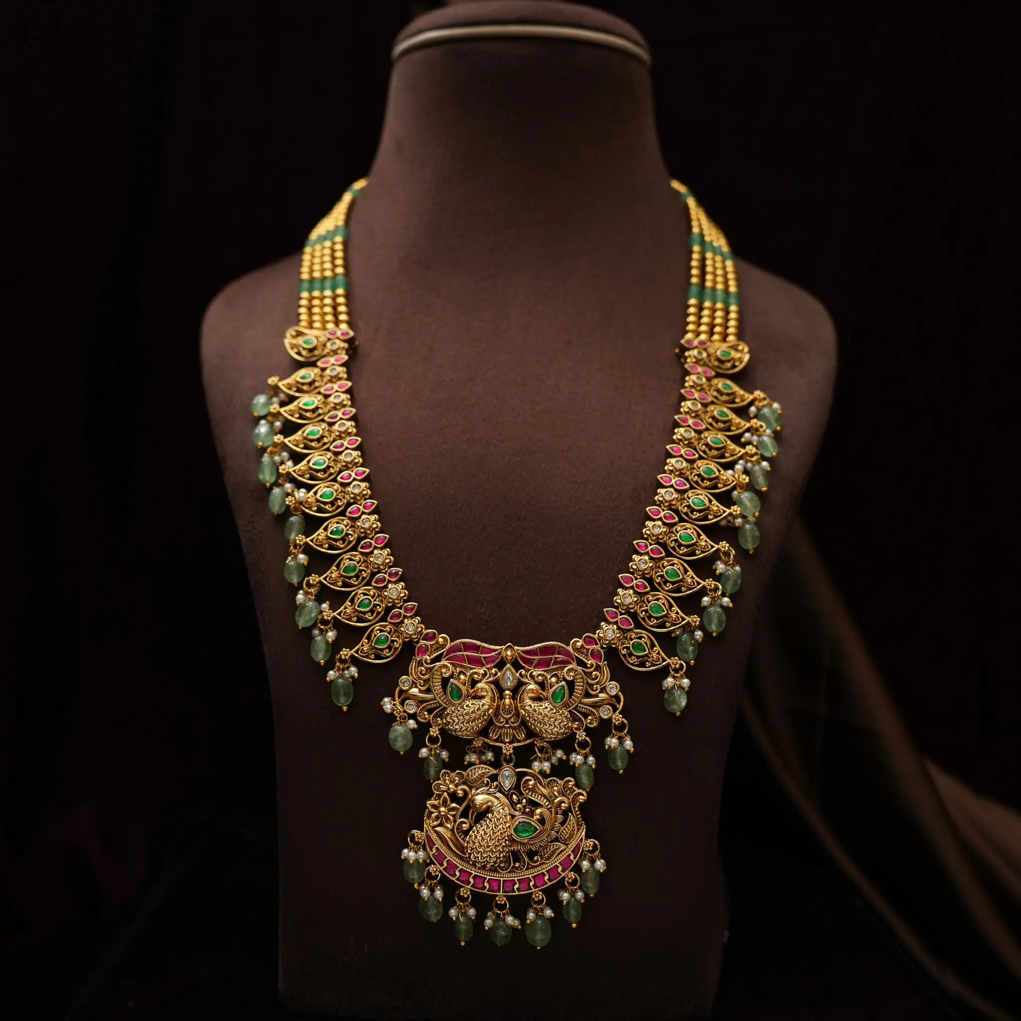 Avantika Antique Necklace - Red