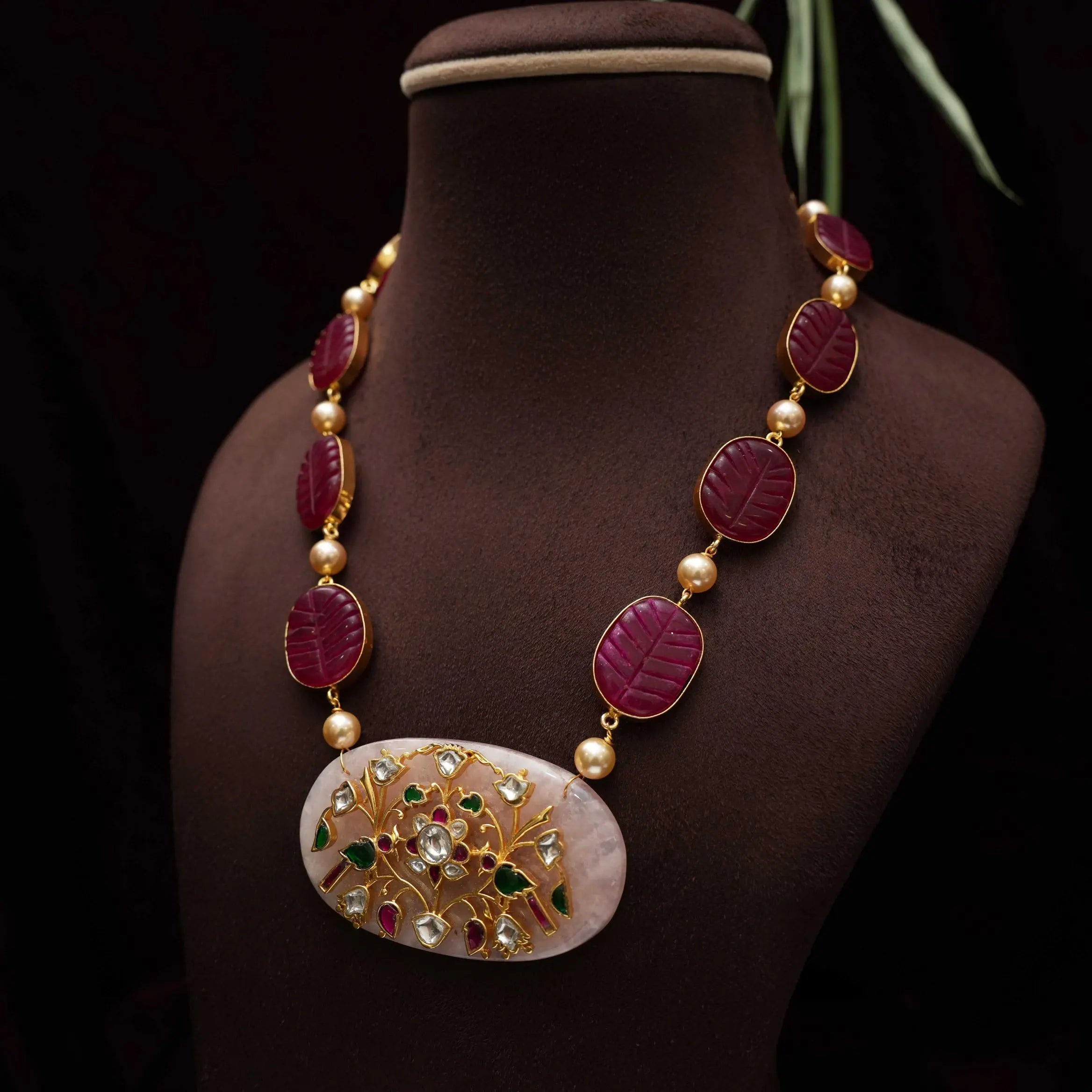 Avleen Polki Necklace - Reddish Pink