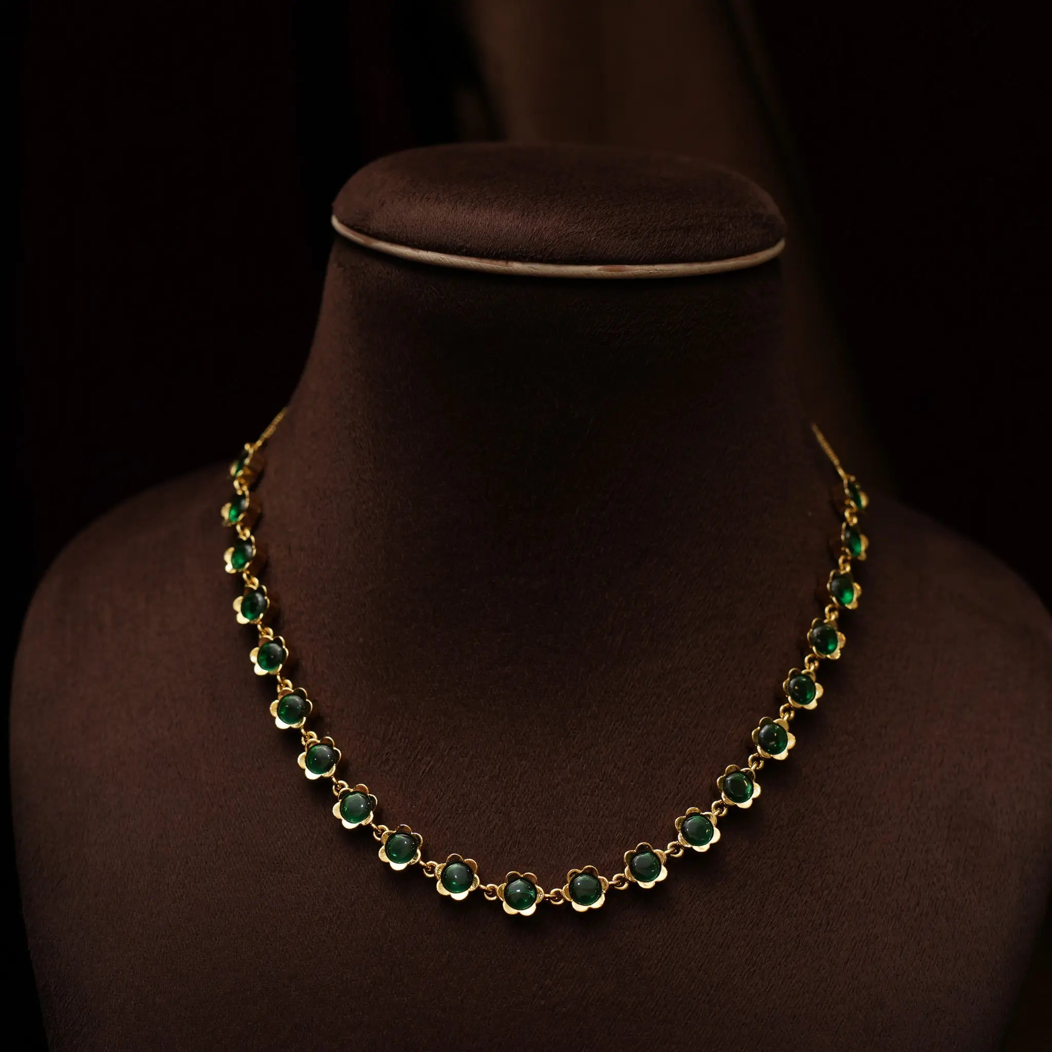 Avyira Antique Minimal Necklace - Green