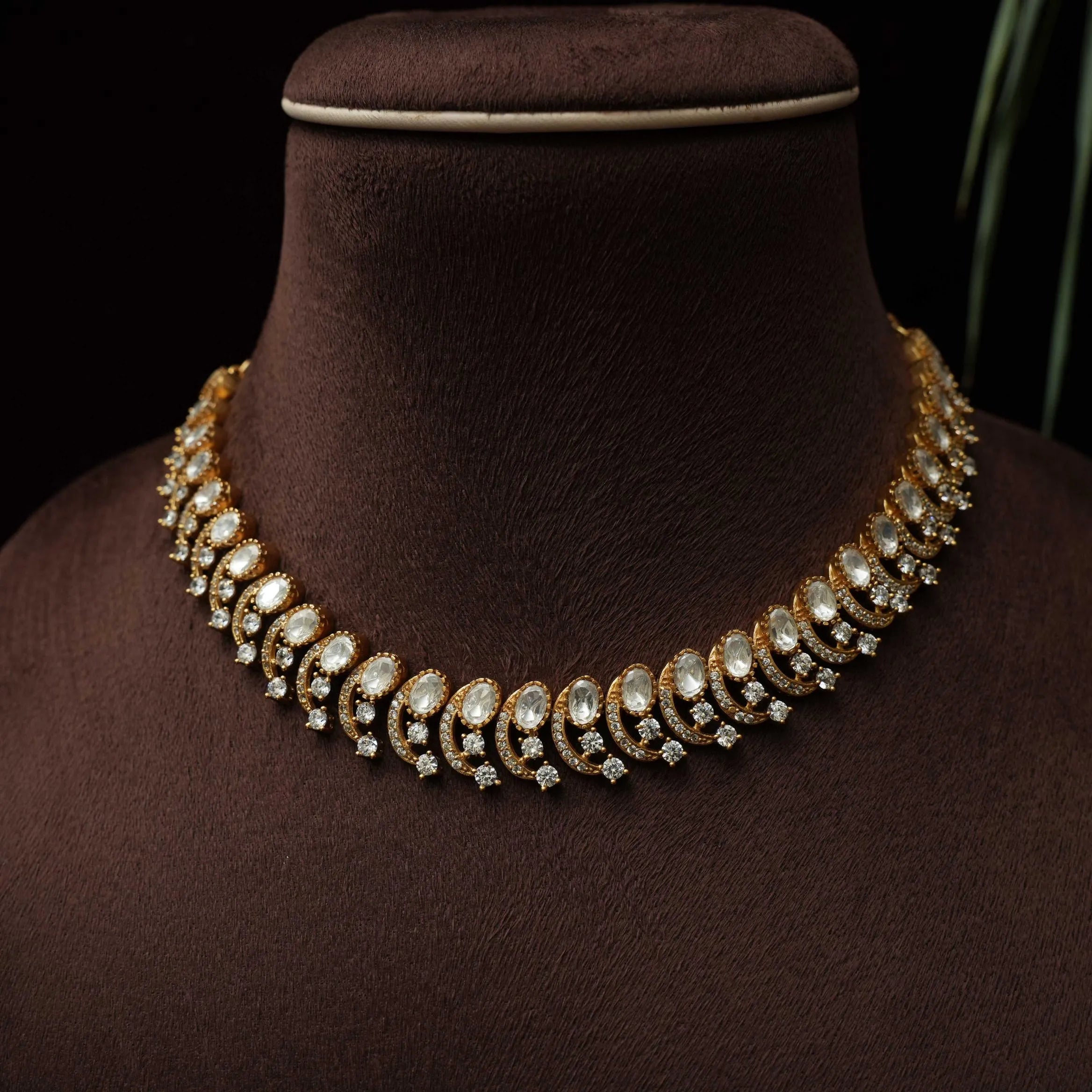 Bharkavi Zircon Necklace