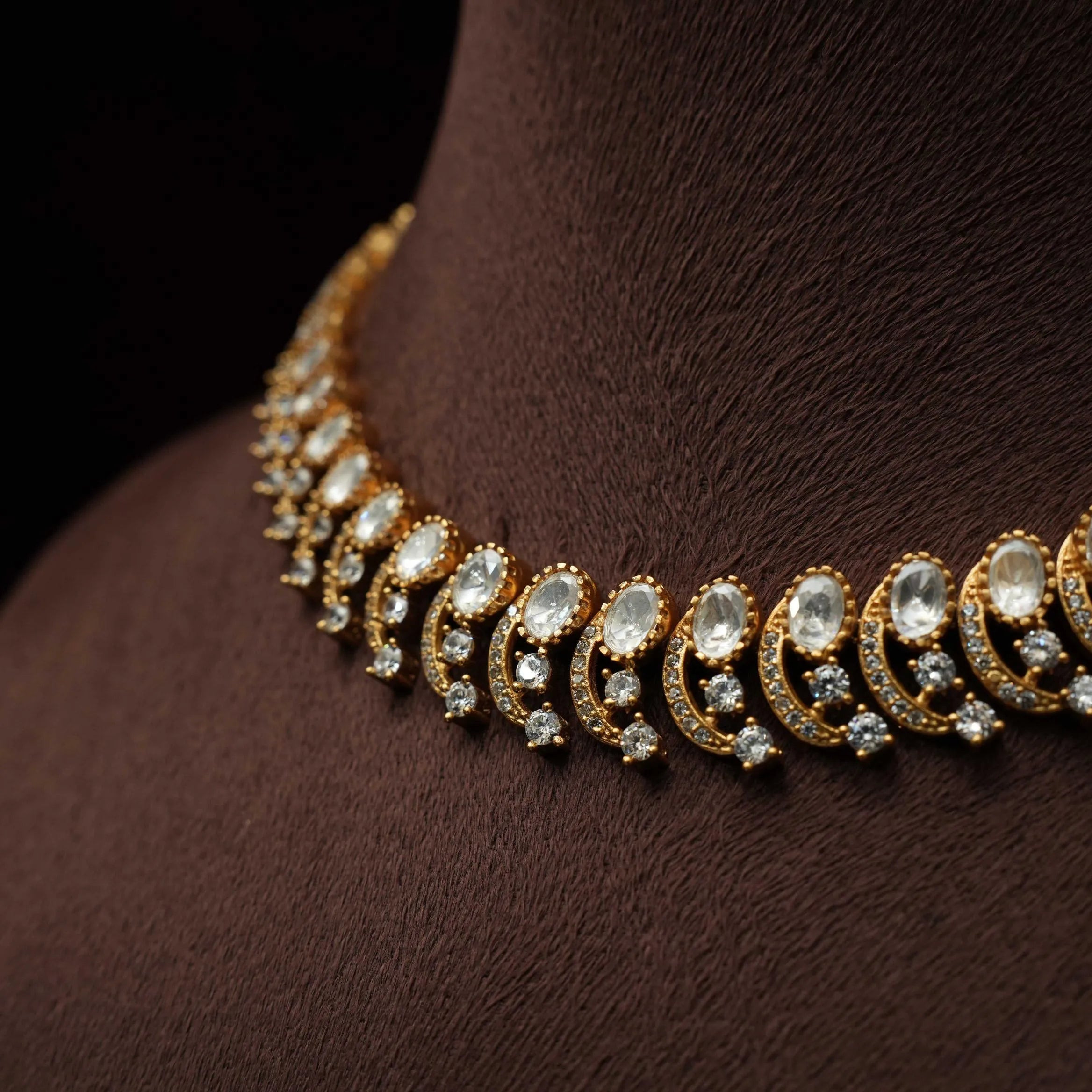 Bharkavi Zircon Necklace