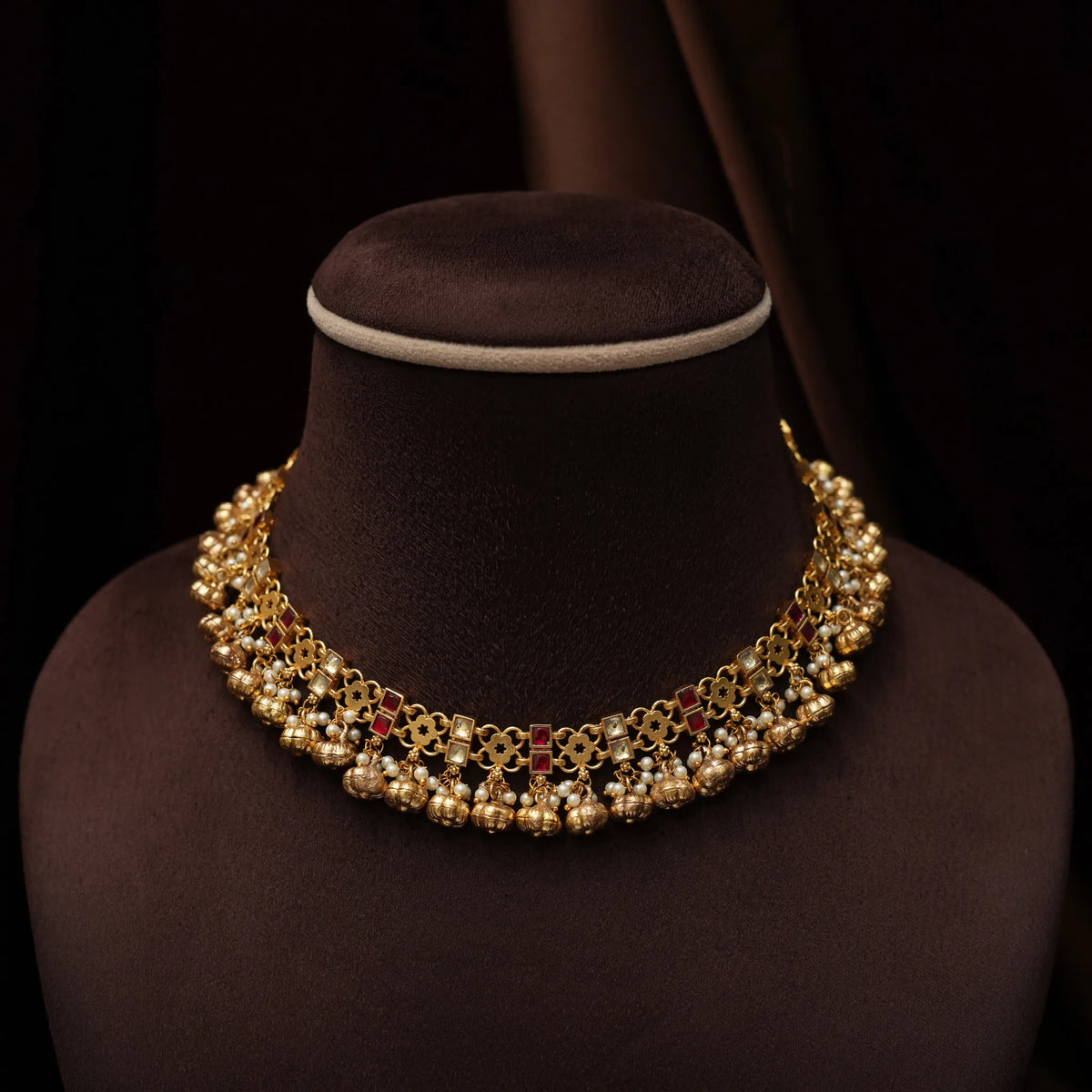 Bhrithi Antique Choker - Red and White