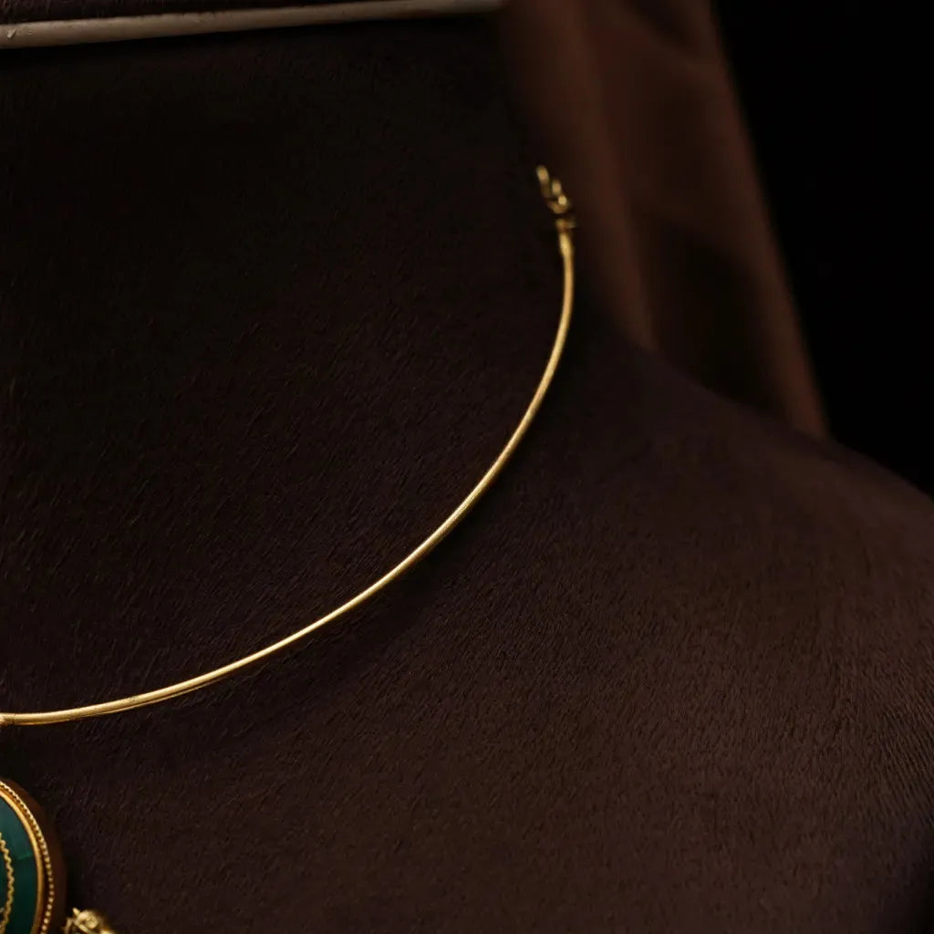 Bishti Antique Hasli Necklace - Green